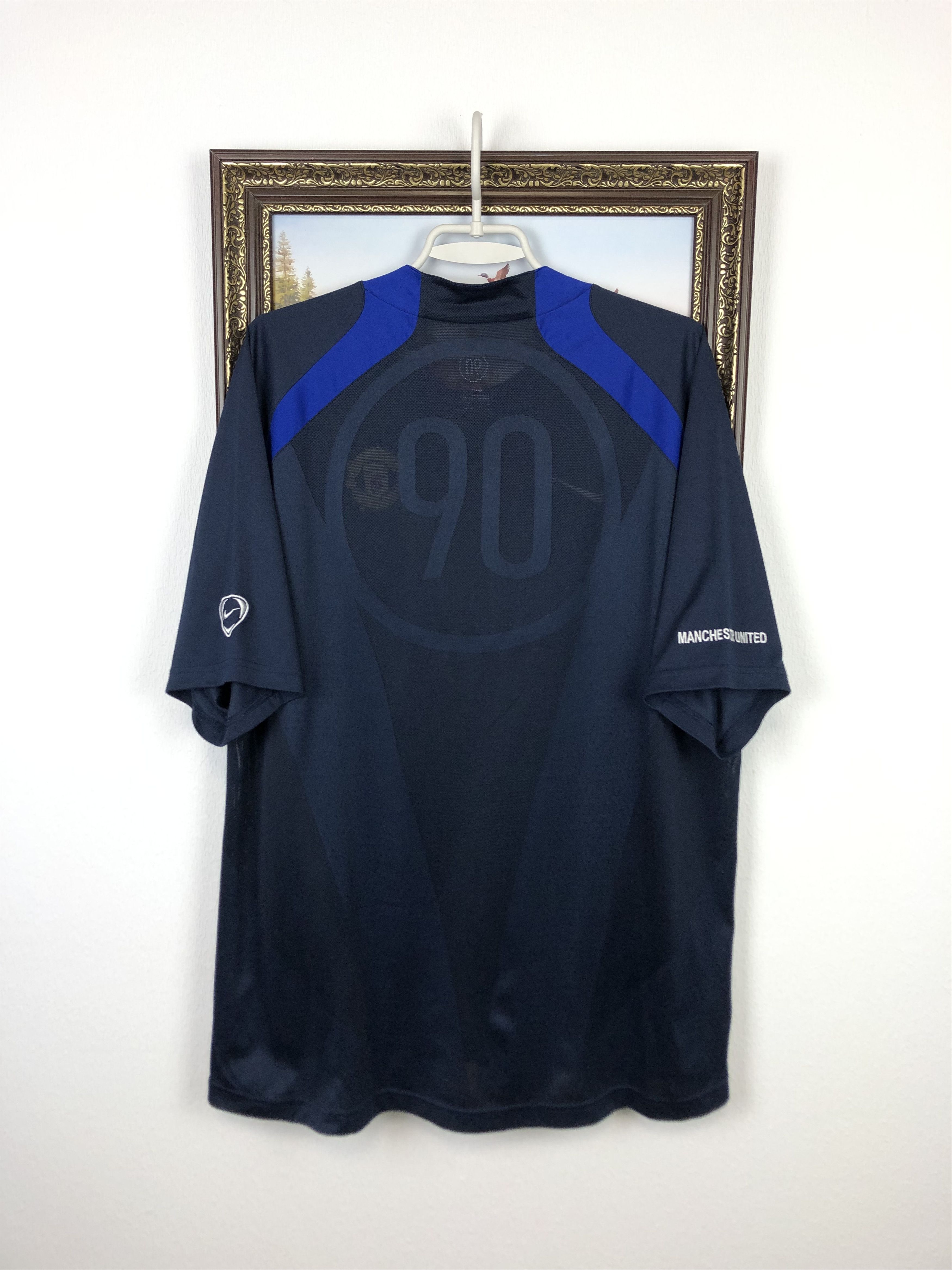 Nike Vintage Nike Manchester United Football Shirt Train Tee Hype Size US XL / EU 56 / 4 - 12 Thumbnail
