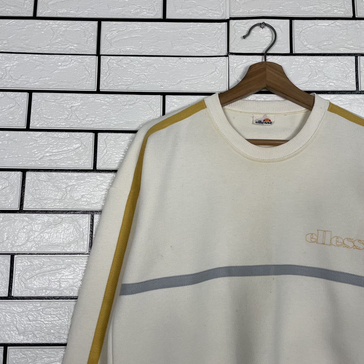 Ellesse Vintage Ellesse Crewneck Sweatshirt Size US S / EU 44-46 / 1 - 6 Thumbnail