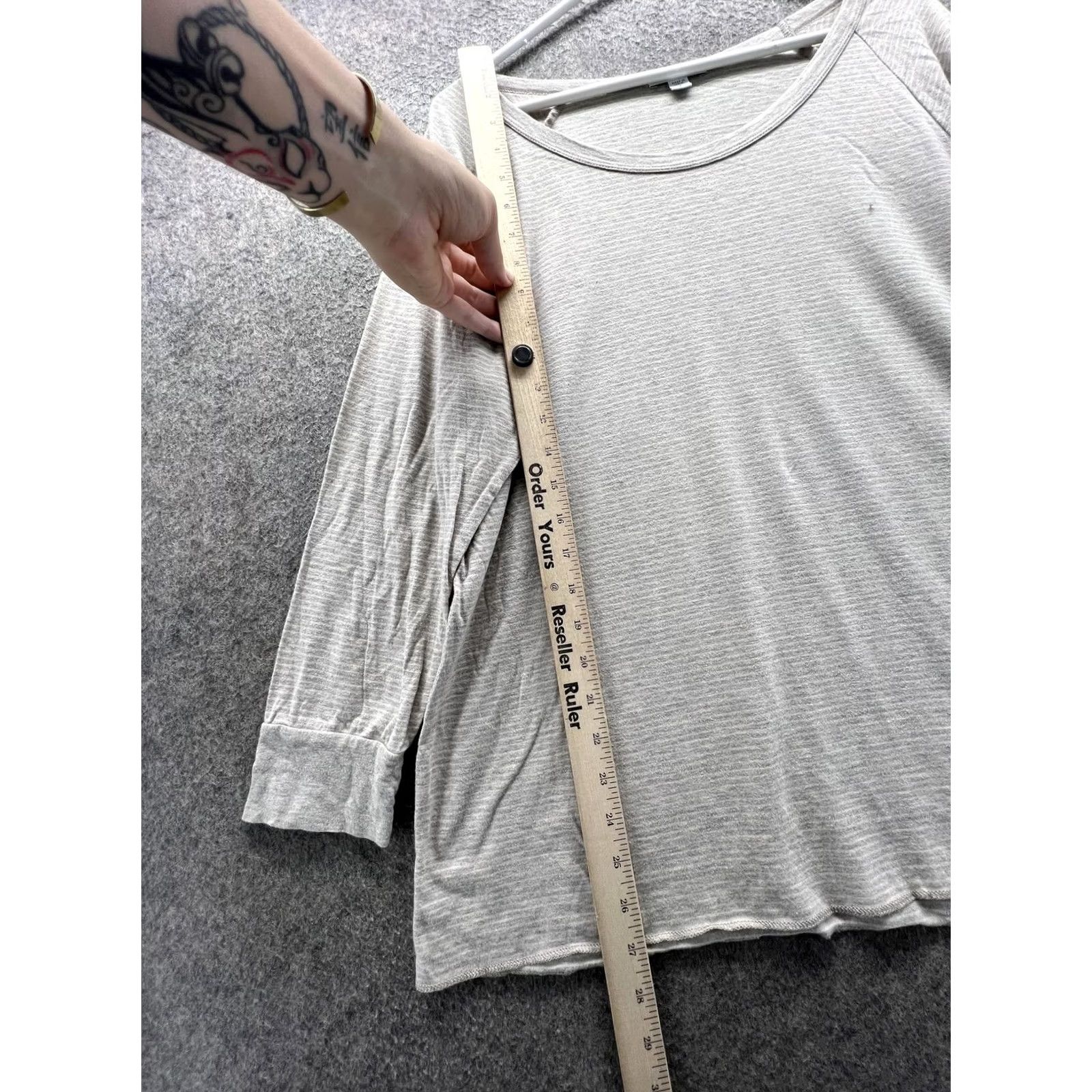 James Perse James Perse Shirt Womens 4 Beige Stripe Scoop Neck 3/4 Raglan Lightweight Top Size S / US 4 / IT 40 - 2 Thumbnail