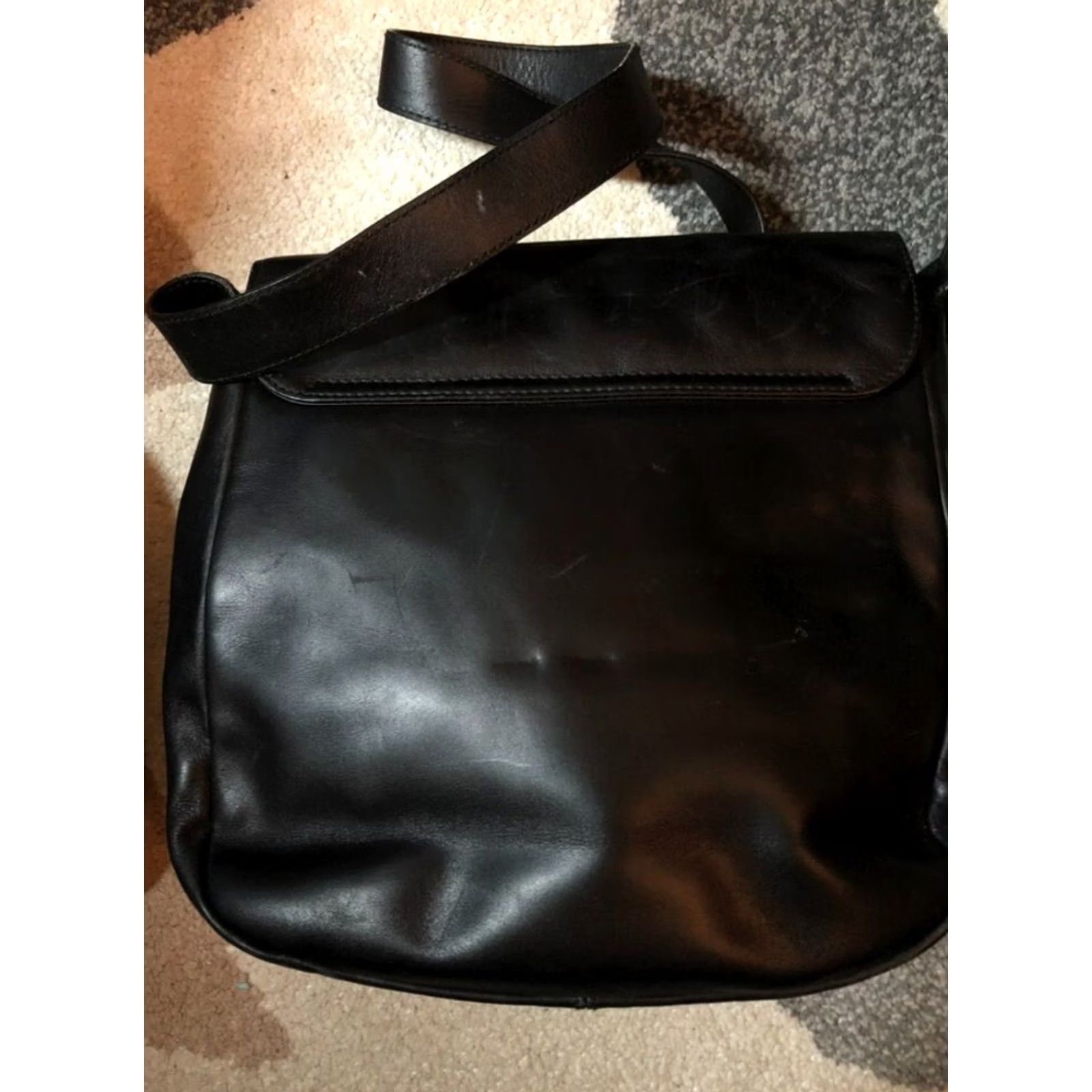 Salvatore Ferragamo VINTAGE Salvatore Ferragamo Black Leather Crossbody Shoulder Bag Size ONE SIZE - 3 Thumbnail