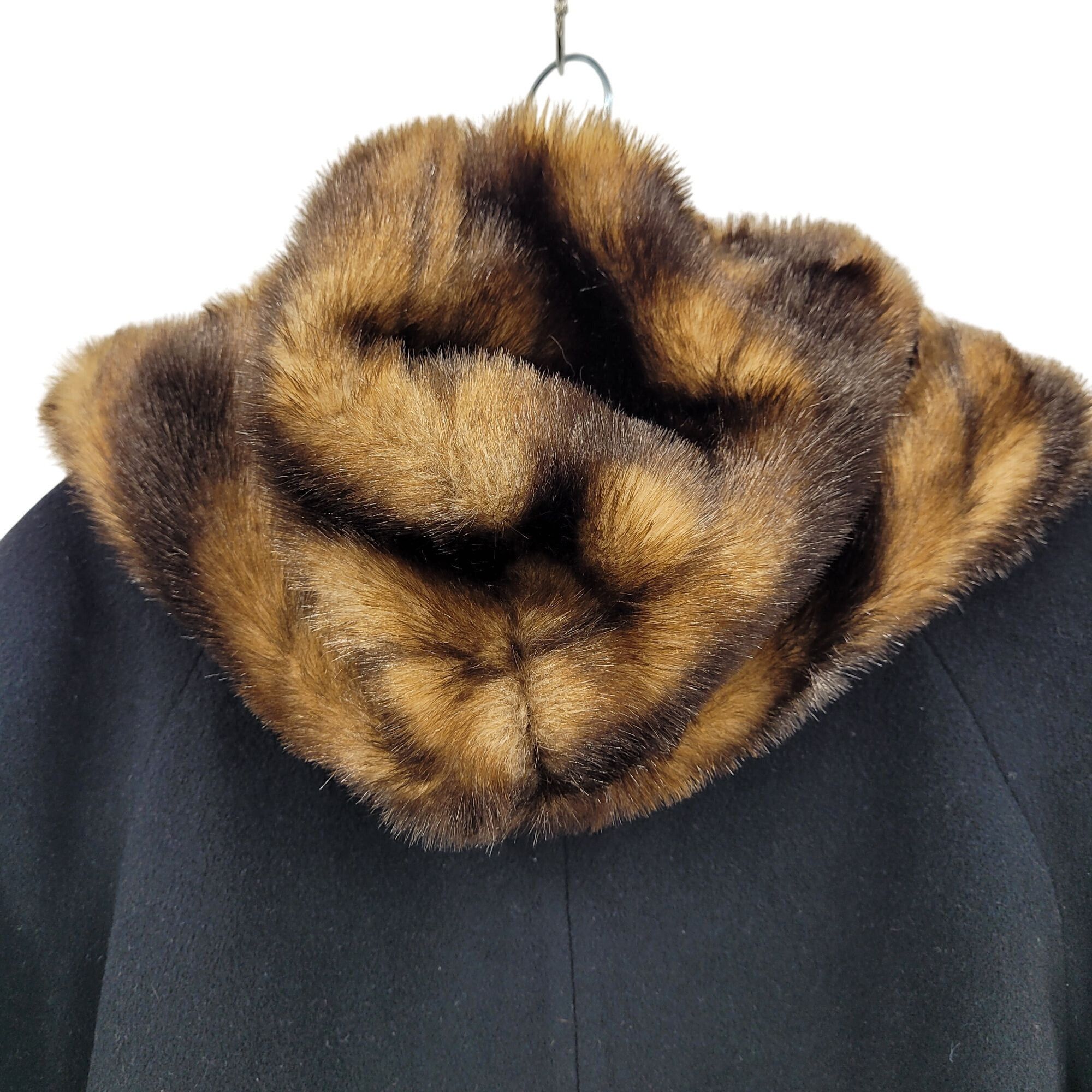 Vintage Vintage 80s Black Wool Coat 2X Faux Fur Hood Cuffs Button Fr Size XXL / US 16-18 / IT 52-54 - 9 Thumbnail