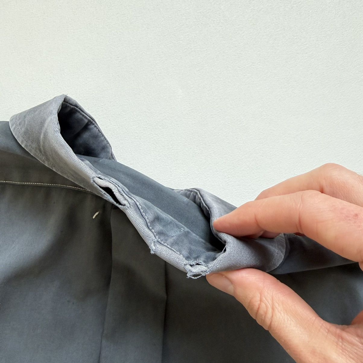 Maison Margiela S/S 04 ⓪ ① ⓪ Thrashed Artisanal Reworked Shirt Size US M / EU 48-50 / 2 - 21 Thumbnail