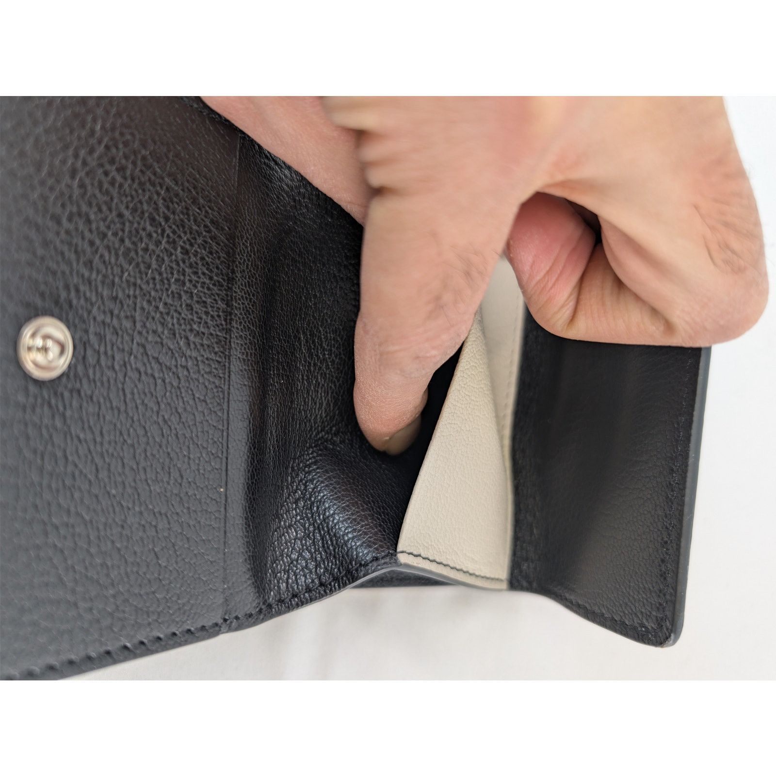 Maison Margiela o1rshd1 Size: OS / Leather Four-Stitch Clip Wallet Black Size ONE SIZE - 8 Thumbnail