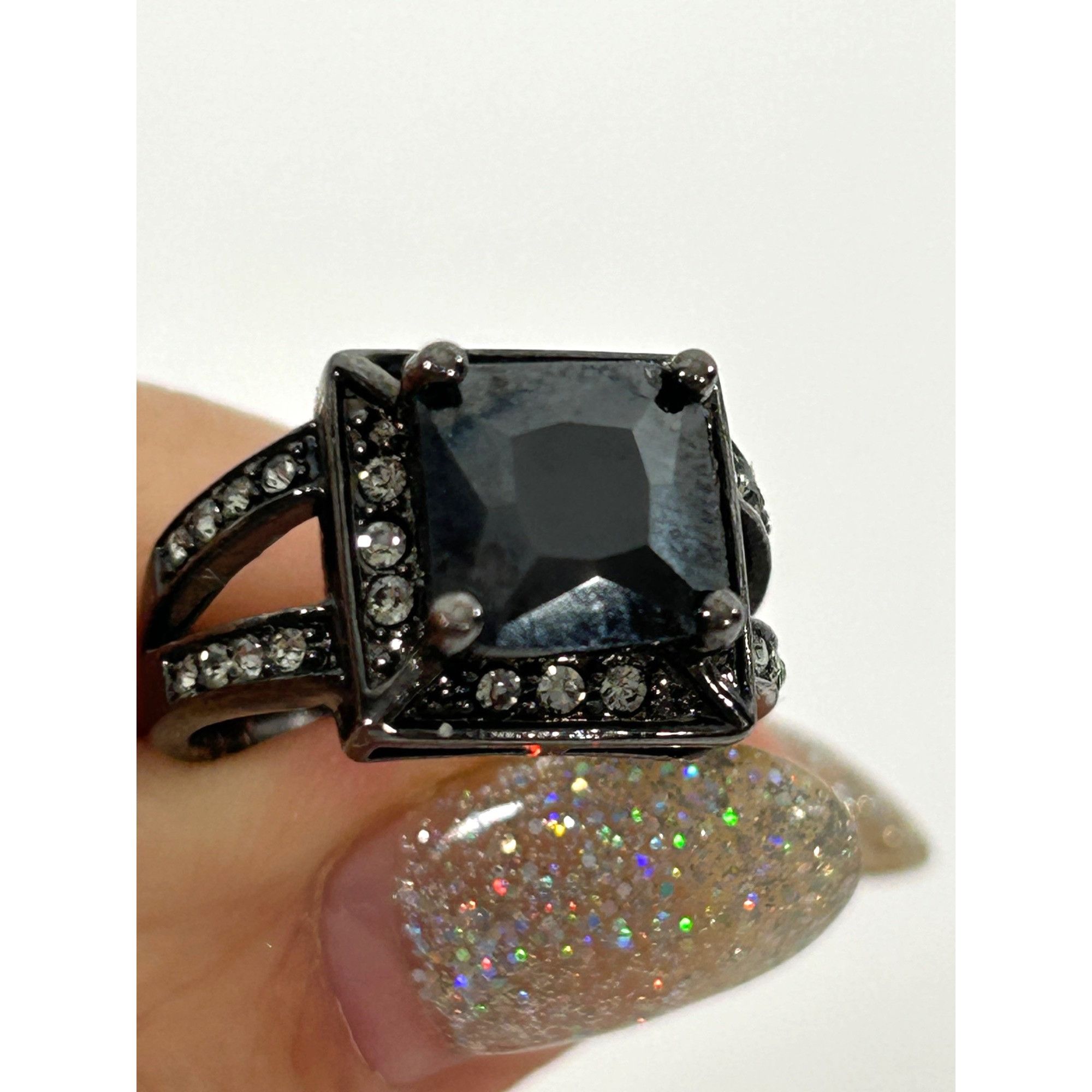 Other Fashion Jewelry Women’s Ring 6 Faux Square Black Princess Cu Size ONE SIZE - 15 Thumbnail