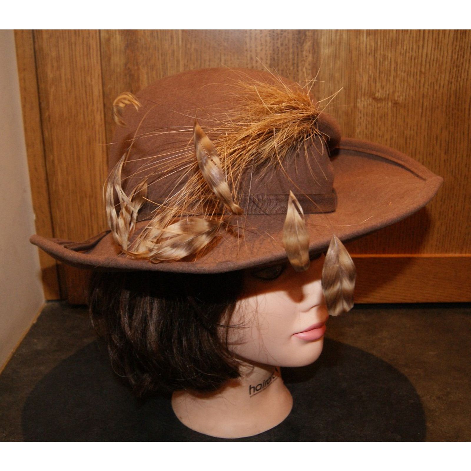 Vintage VTG Brown 100% Wool Hat Pheasant Feathers 60s USA Made 20.5 Size ONE SIZE - 2 Thumbnail