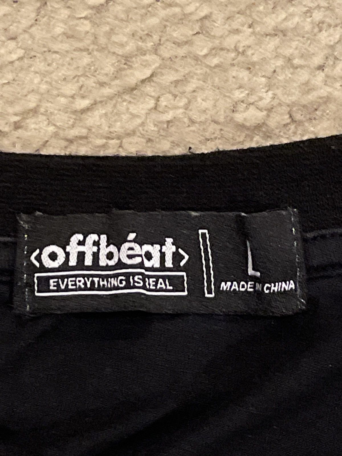 Other Off Beat Graphic T-Shirt Size US L / EU 52-54 / 3 - 3 Thumbnail