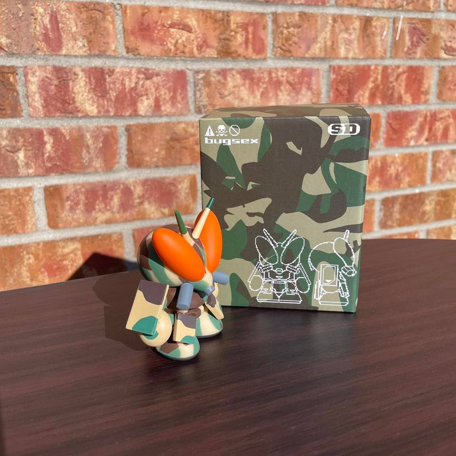 Other BUGSEX SD-21/a.b.u. V1 vinyl figure Size ONE SIZE - 2 Thumbnail