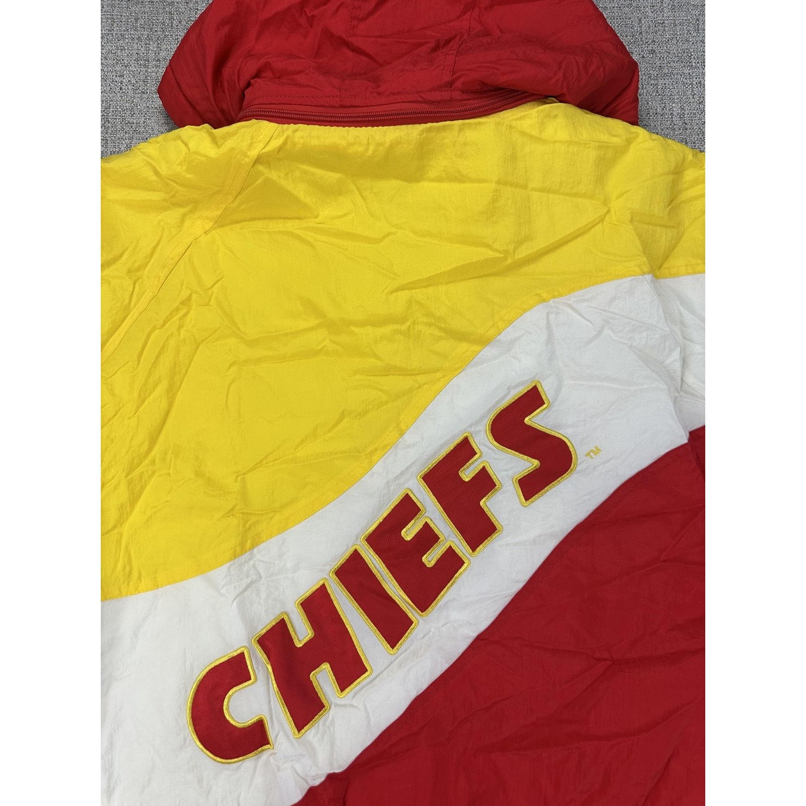 Apex One Vintage Kansas City Chiefs Puffer Jacket Apex One Hooded L Size US L / EU 52-54 / 3 - 15 Thumbnail