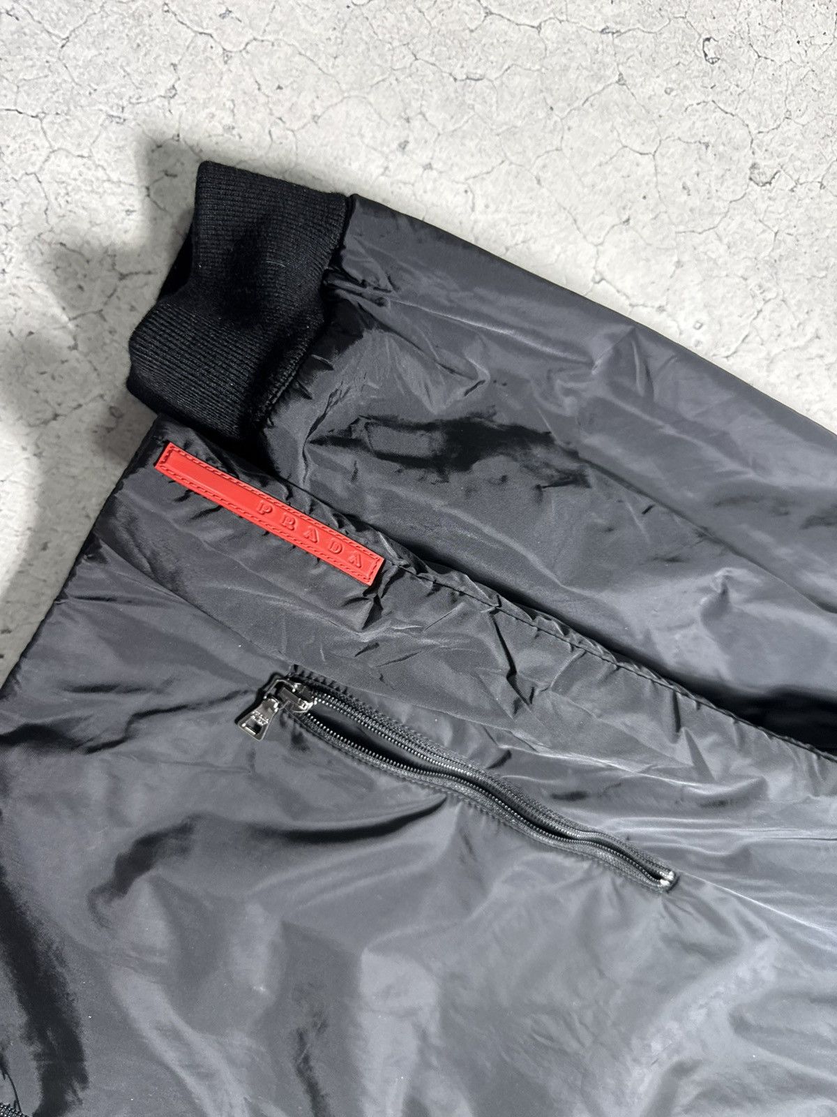 Prada Prada Milano Red Tab Bomber Black Jacket Luxury Nylon Size US M / EU 48-50 / 2 - 2 Thumbnail