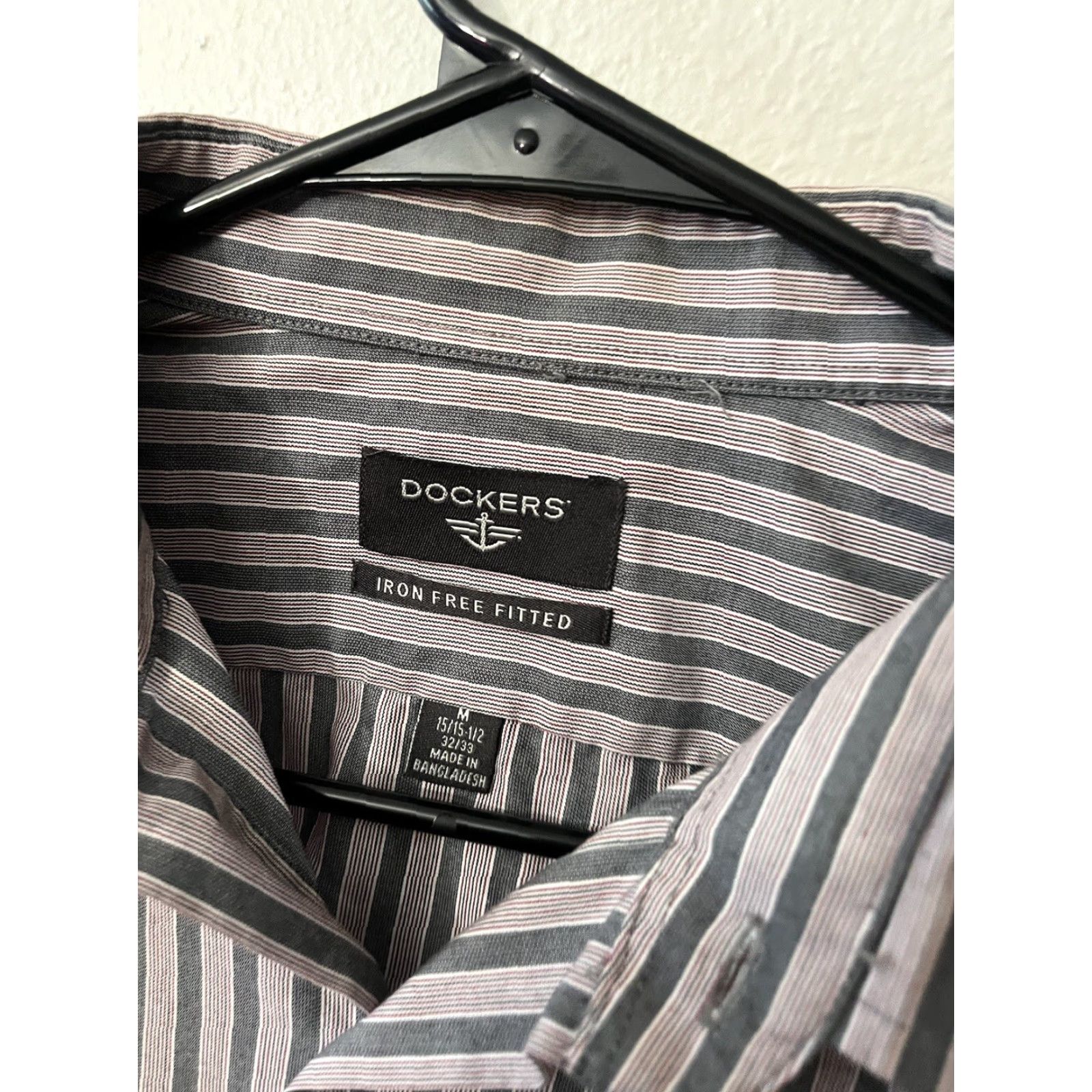 Dockers VINTAGE Dockers Shirt Men Button-Up Collared Long Sleeve Blue Stripe Non-Iron Wrinkle Resistant 15/15-1/2 32/33 M Size 40R - 3 Thumbnail
