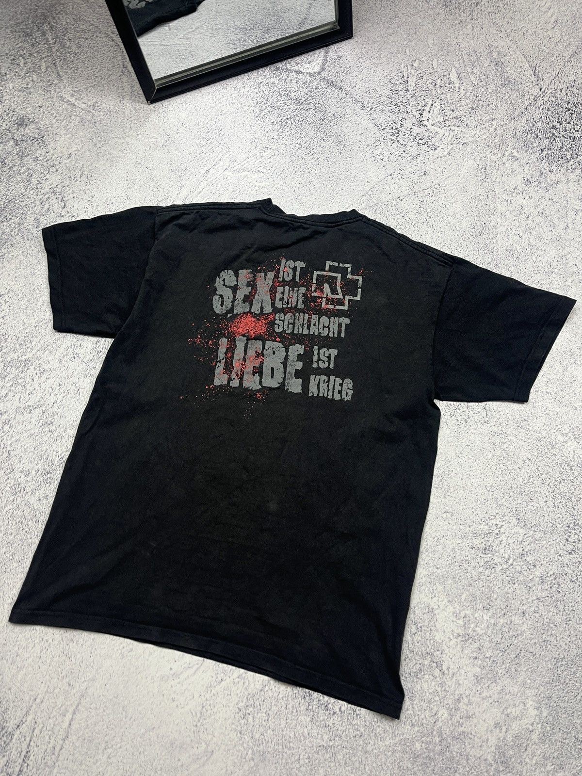 Band Tees × Vintage Vintage 00’s Rammstein Big Graphic Logo Helmet T-Shirt Rare Size US L / EU 52-54 / 3 - 9 Thumbnail