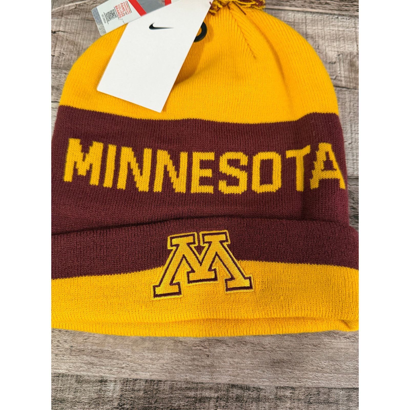 NCAA NWT University of Minnesota Gophers Nike Winter Hat/Beanie Size ONE SIZE - 2 Thumbnail