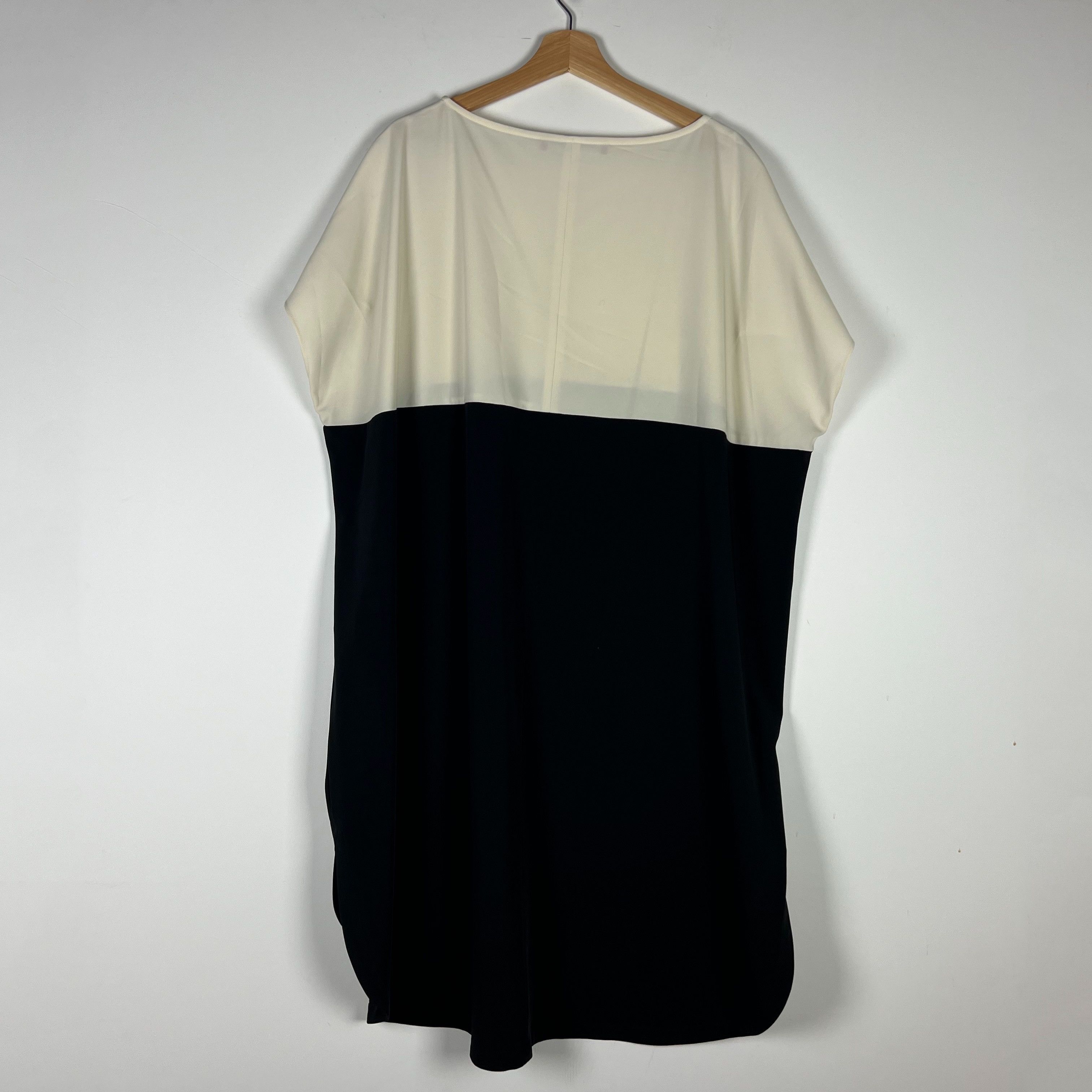 Marina Rinaldi Marina Rinaldi Sport Black White Colorblock Size L / US 10 / IT 46 - 4 Thumbnail