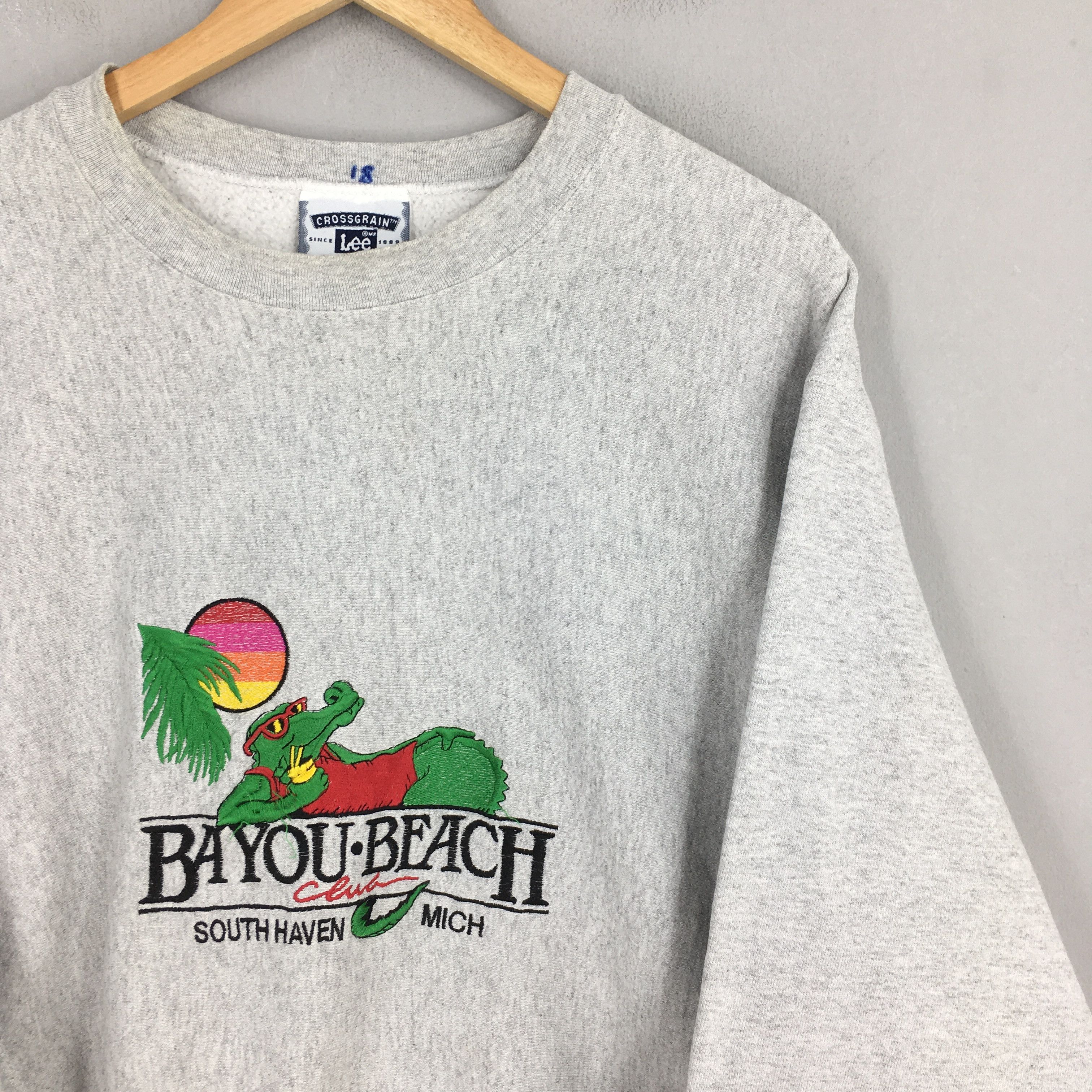 Lee × Vintage Vintage Bayou Beach Club Gray Sweatshirt Large Size US L / EU 52-54 / 3 - 2 Thumbnail