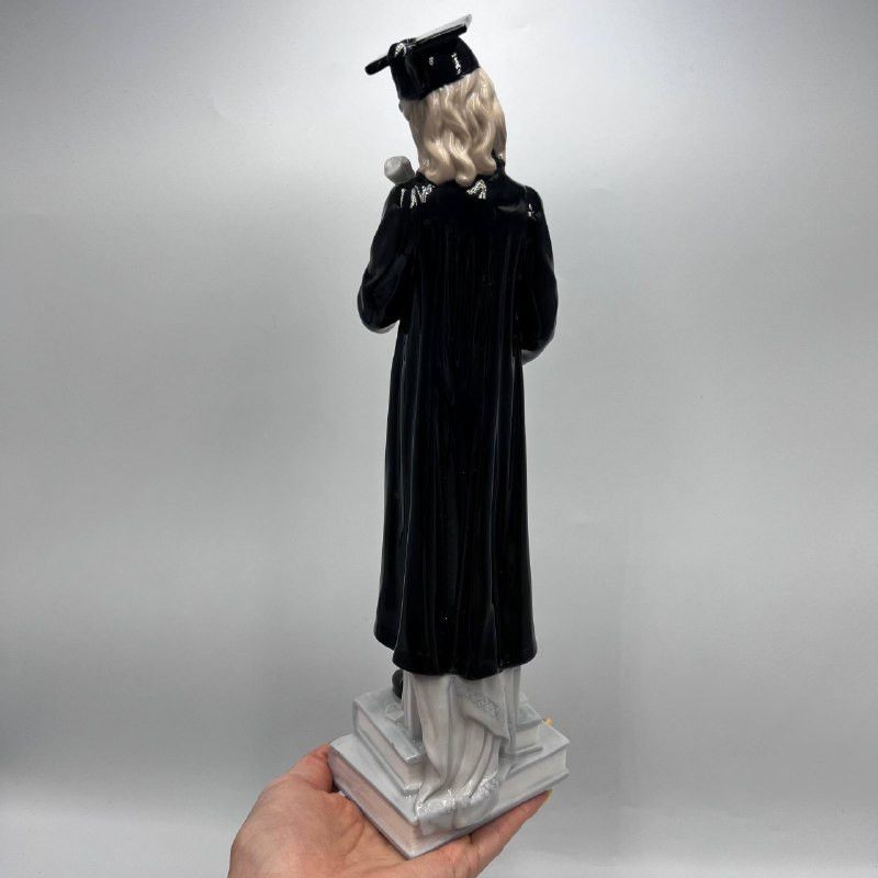 Vintage Vintage Pavone Porcelain Figurine Statue Graduation Girl Size ONE SIZE - 3 Thumbnail