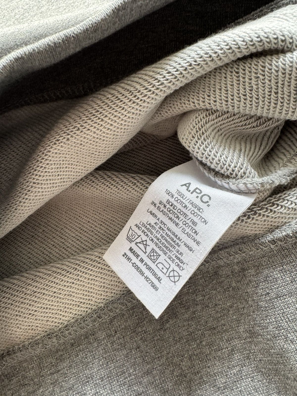 A.P.C. Vintage A.P.C Sweatshirt Grey Size US S / EU 44-46 / 1 - 9 Thumbnail
