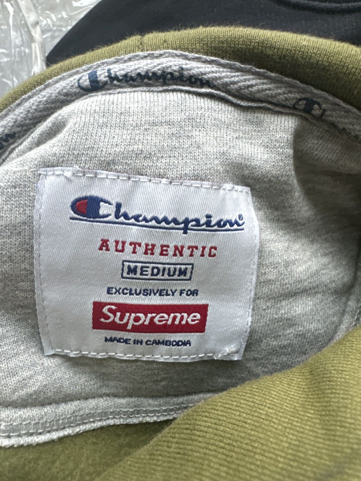 Supreme supreme champion hoodie Size US M / EU 48-50 / 2 - 5 Thumbnail