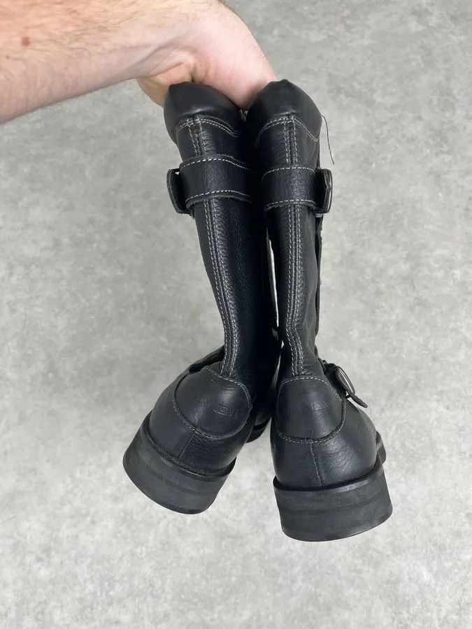 Emporio Armani AW2003 Emporio Armani Black Leather Biker Ankle Boots Size US 9 / EU 42 - 6 Thumbnail