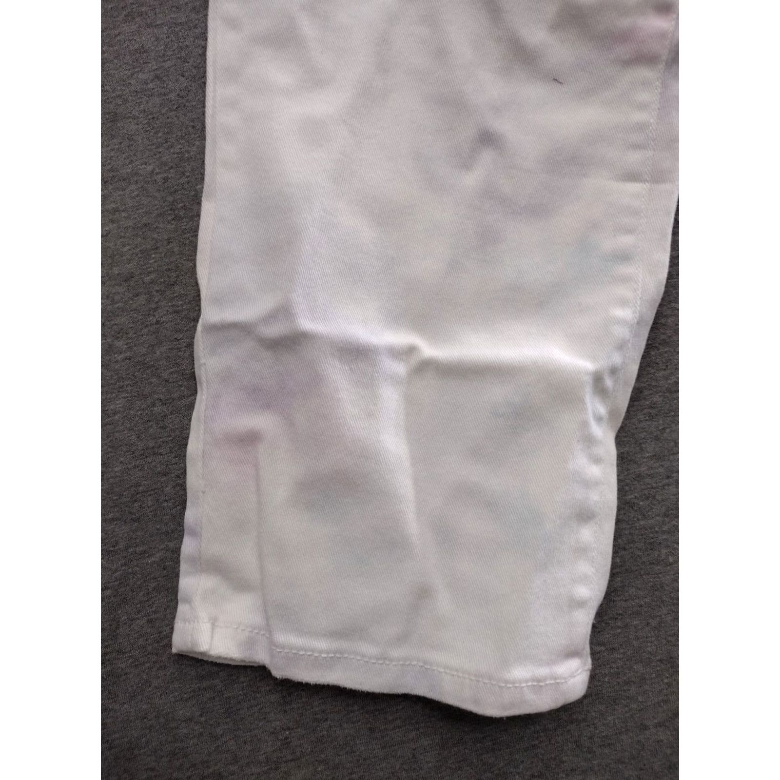 Vintage Time And Tru Jeans Time And Tru High Rise Jeans White Tie Dye 18 Womens Jeans White Tie Dye 18 Size 40" / US 18 - 5 Thumbnail