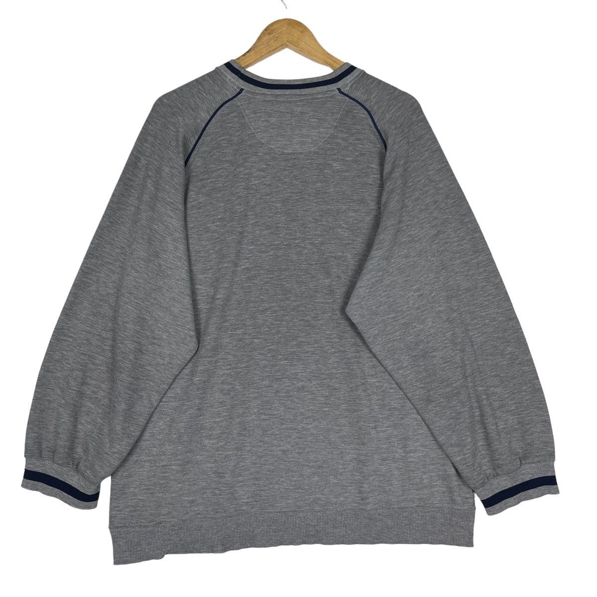 New York Yankees New York Yankees Small Logo Crewneck Sweatshirt Size US L / EU 52-54 / 3 - 8 Thumbnail