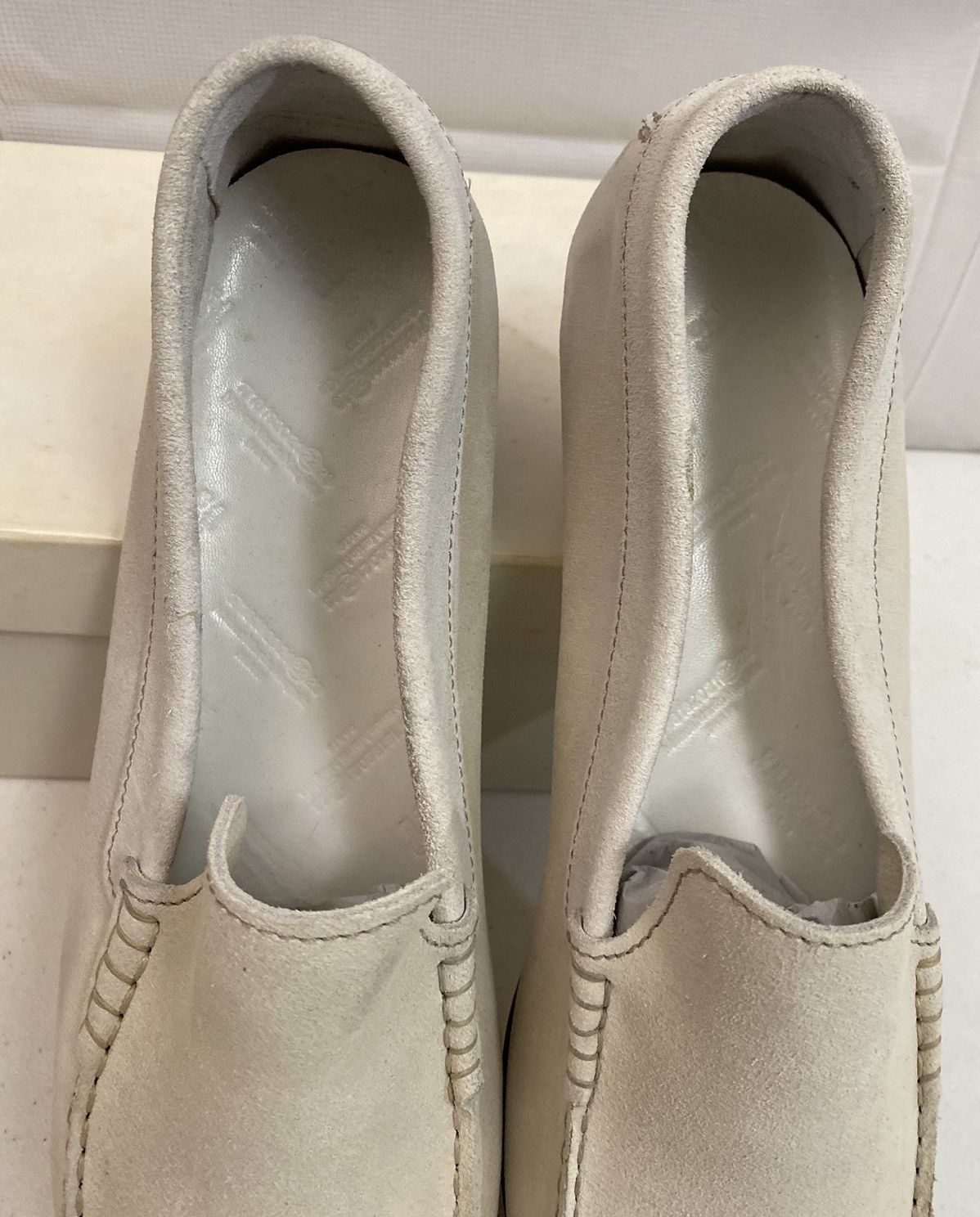Maison Margiela Maison Margiela 22 🇮🇹 Off White Rubbed Suede Slip On 13 NEW Size US 13 / EU 46 - 13 Thumbnail