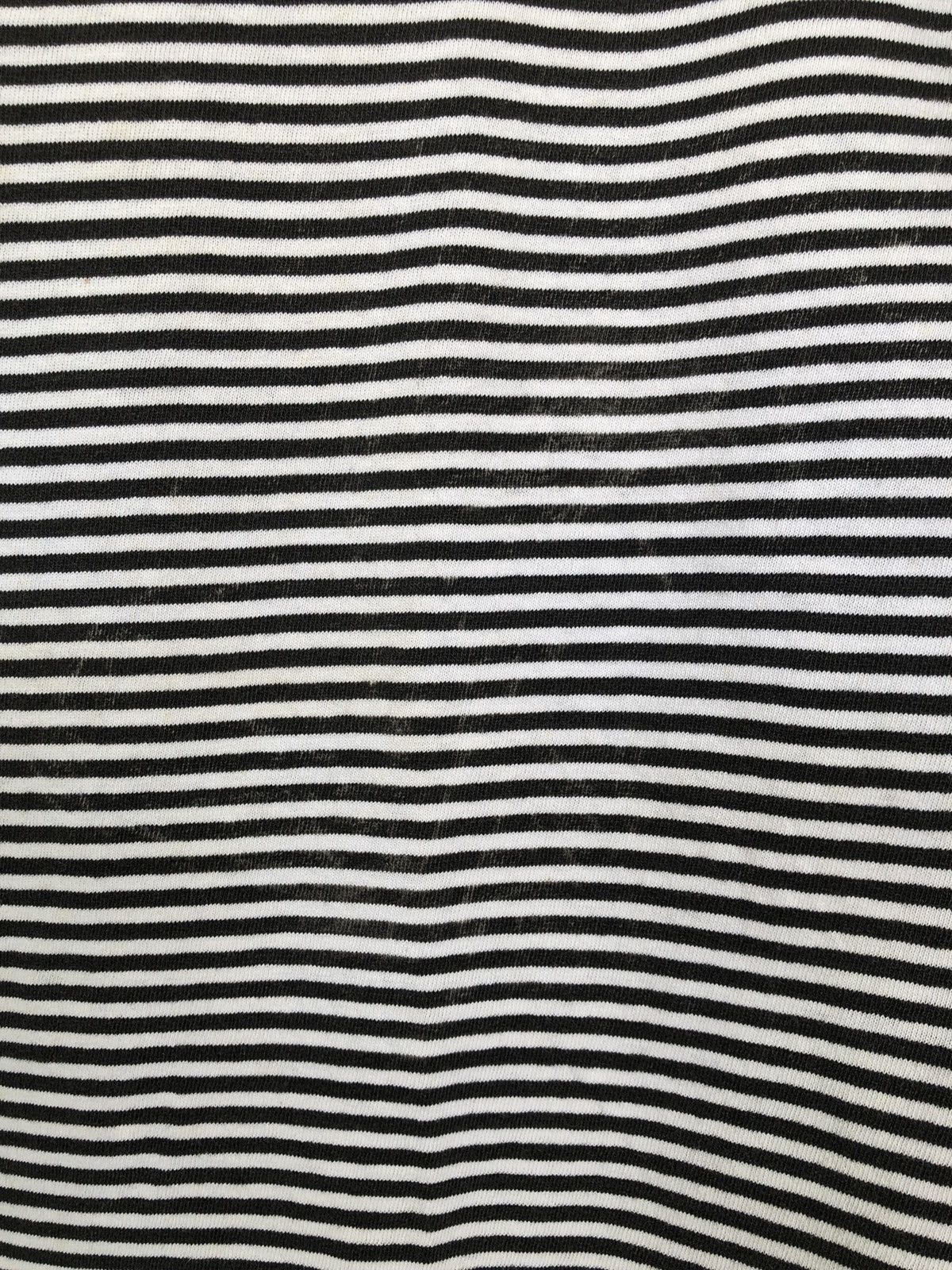 Vintage Vintage 90s Grunge Small Stripe Hanes Tee Size US L / EU 52-54 / 3 - 7 Thumbnail