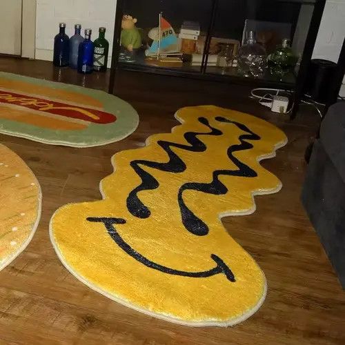 Handmade Smile Face Cartoon Bedroom Carpet Rug Size ONE SIZE - 1 Thumbnail