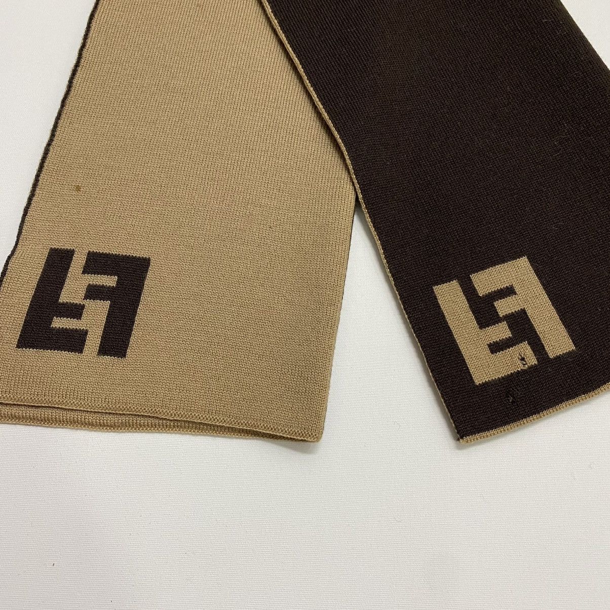 Fendi FENDI SCARF MUFFLER LUX042 Size ONE SIZE - 5 Thumbnail
