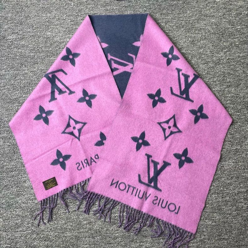 Louis Vuitton Louis Vuitton Purple and pink cashmere shawl tassel scarf Size ONE SIZE - 2 Thumbnail