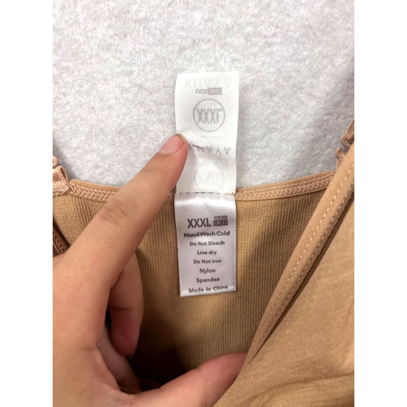 Vintage Khaya Beige Bodysuit Unisex Adults Tank XXXL Adjustable Straps Snap Closure Size 3XL Beig e Nylon Spandex Ribbed Like New Size XXL / US 16-18 / IT 52-54 - 4 Thumbnail