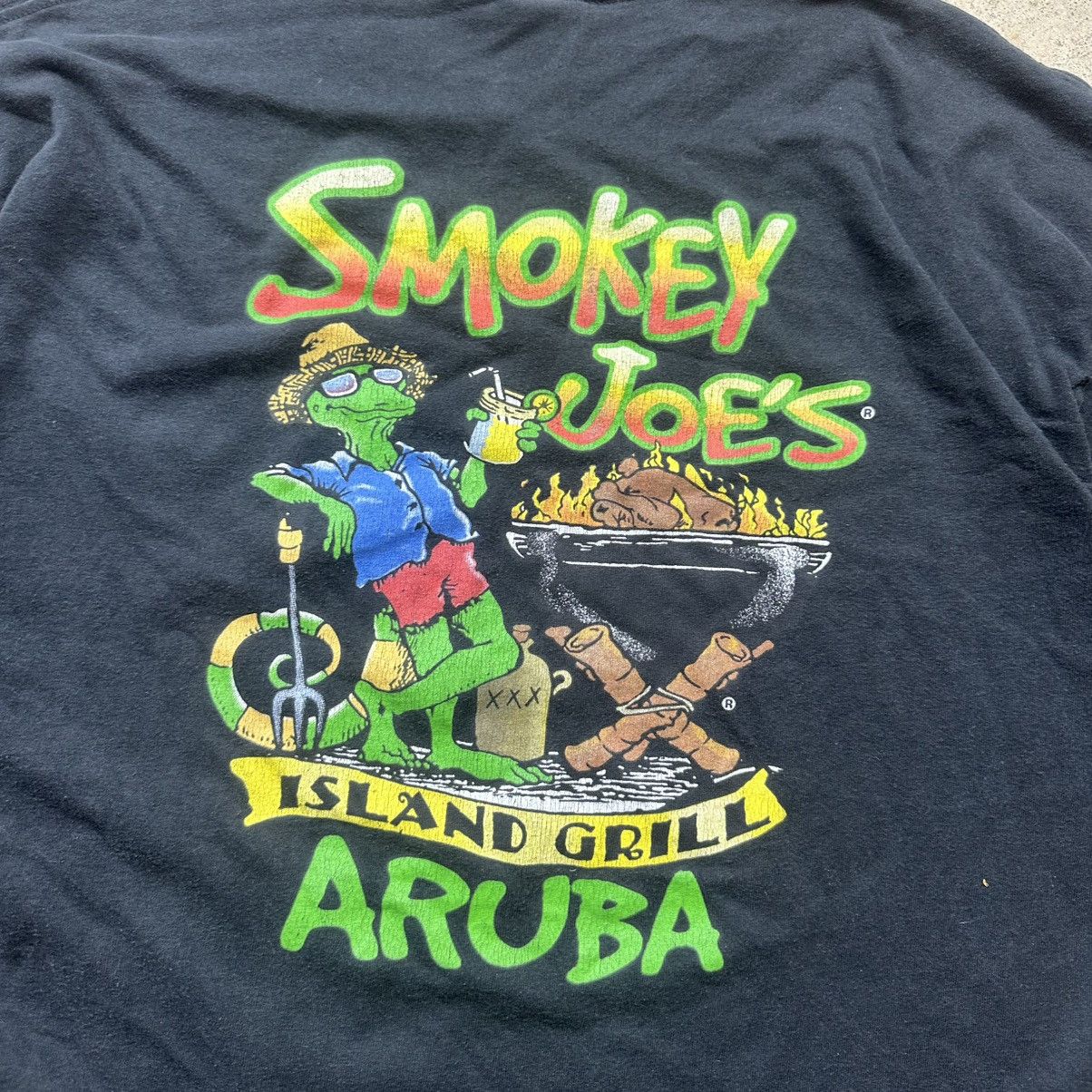 Hanes VTG Y2K Aruba Smokey Joes Lizard Nature Shirt Size XL Size US XL / EU 56 / 4 - 2 Thumbnail