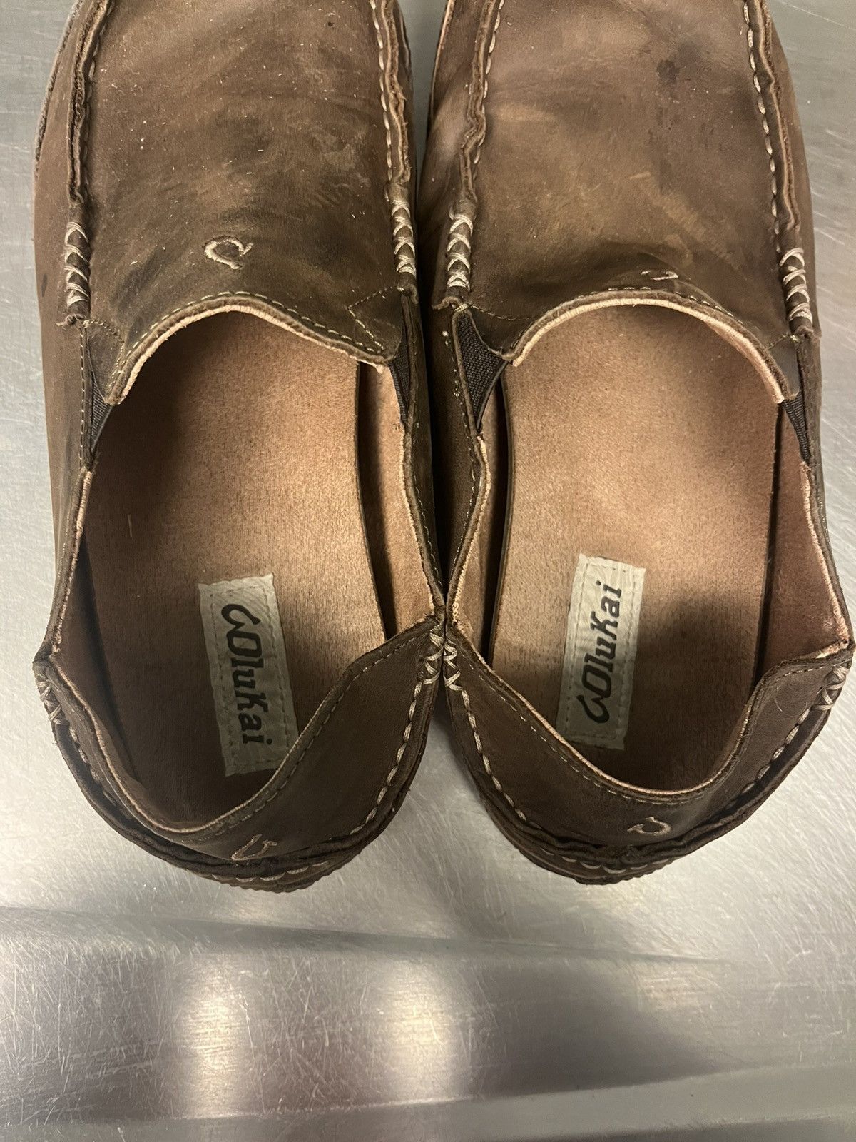 Olukai OluKai Moloa Men 9.5 Toffee Brown Leather Casual Slip Ons Size US 9.5 / EU 42-43 - 4 Thumbnail