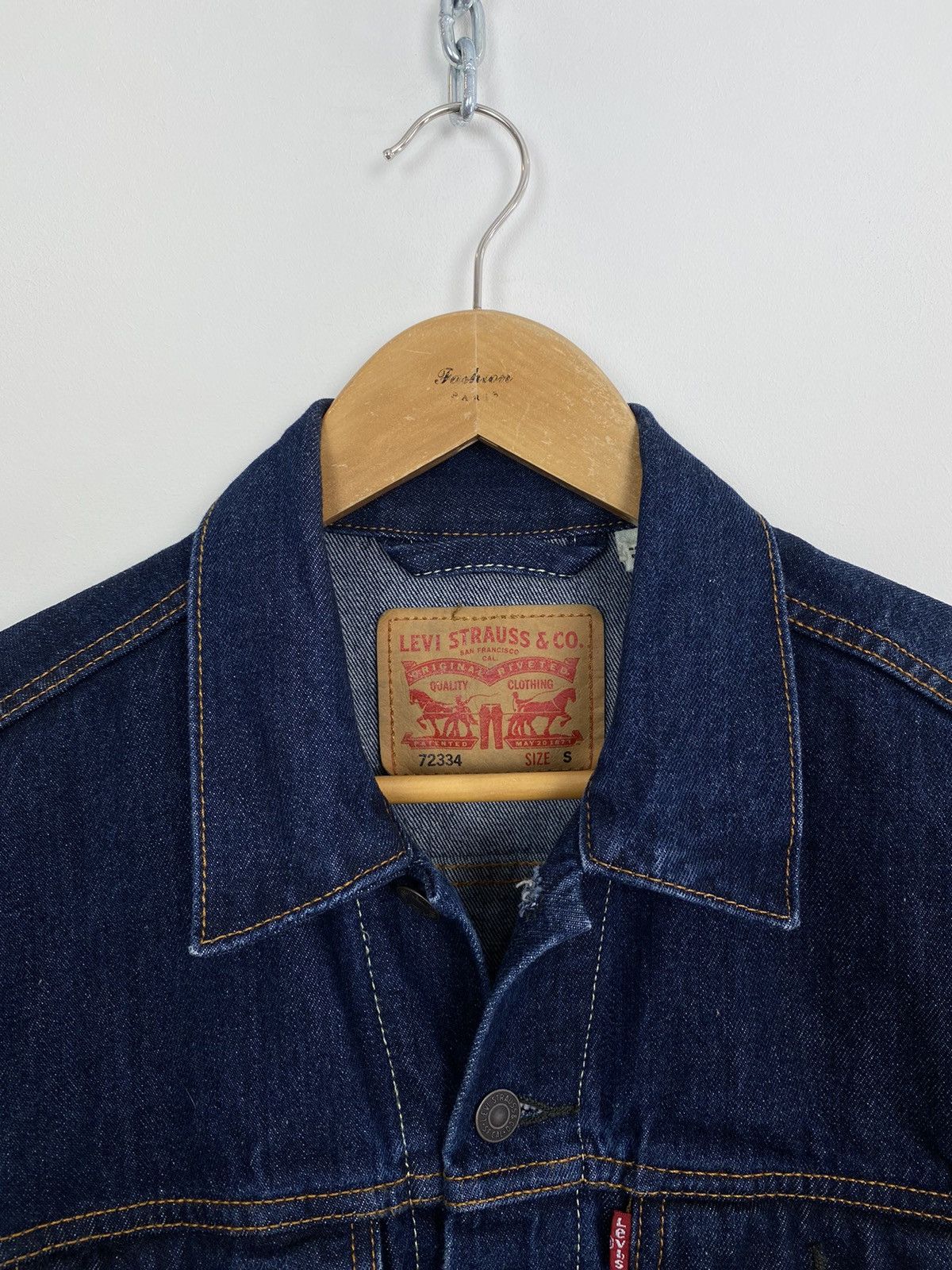 Levi's Levis Long Sleeve Trucker Denim Jacket Men’s Size Small Size US S / EU 44-46 / 1 - 4 Thumbnail