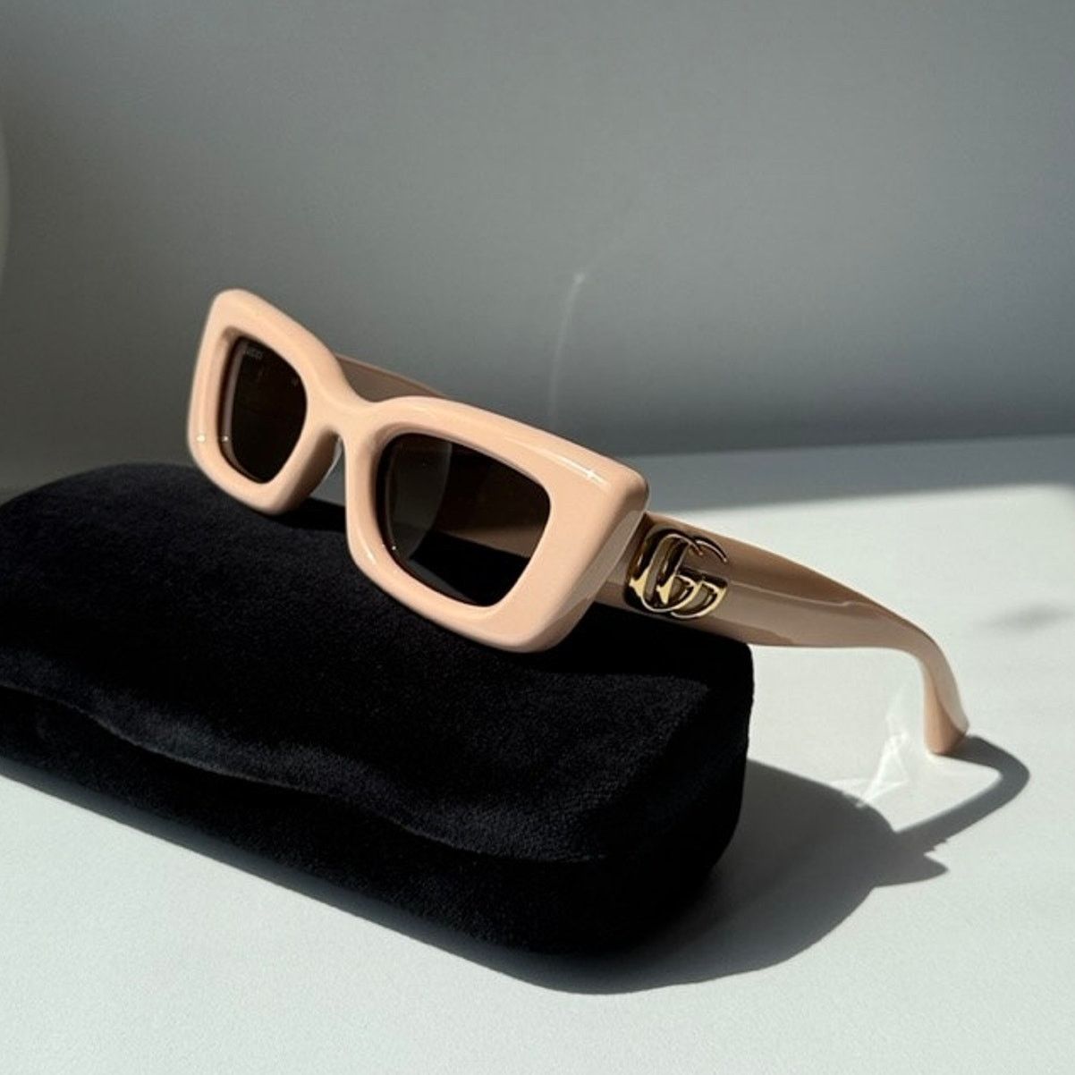 Gucci Copied - NEW Gucci GG1827S Pink Cat Eye Sunglasses Size ONE SIZE - 2 Thumbnail