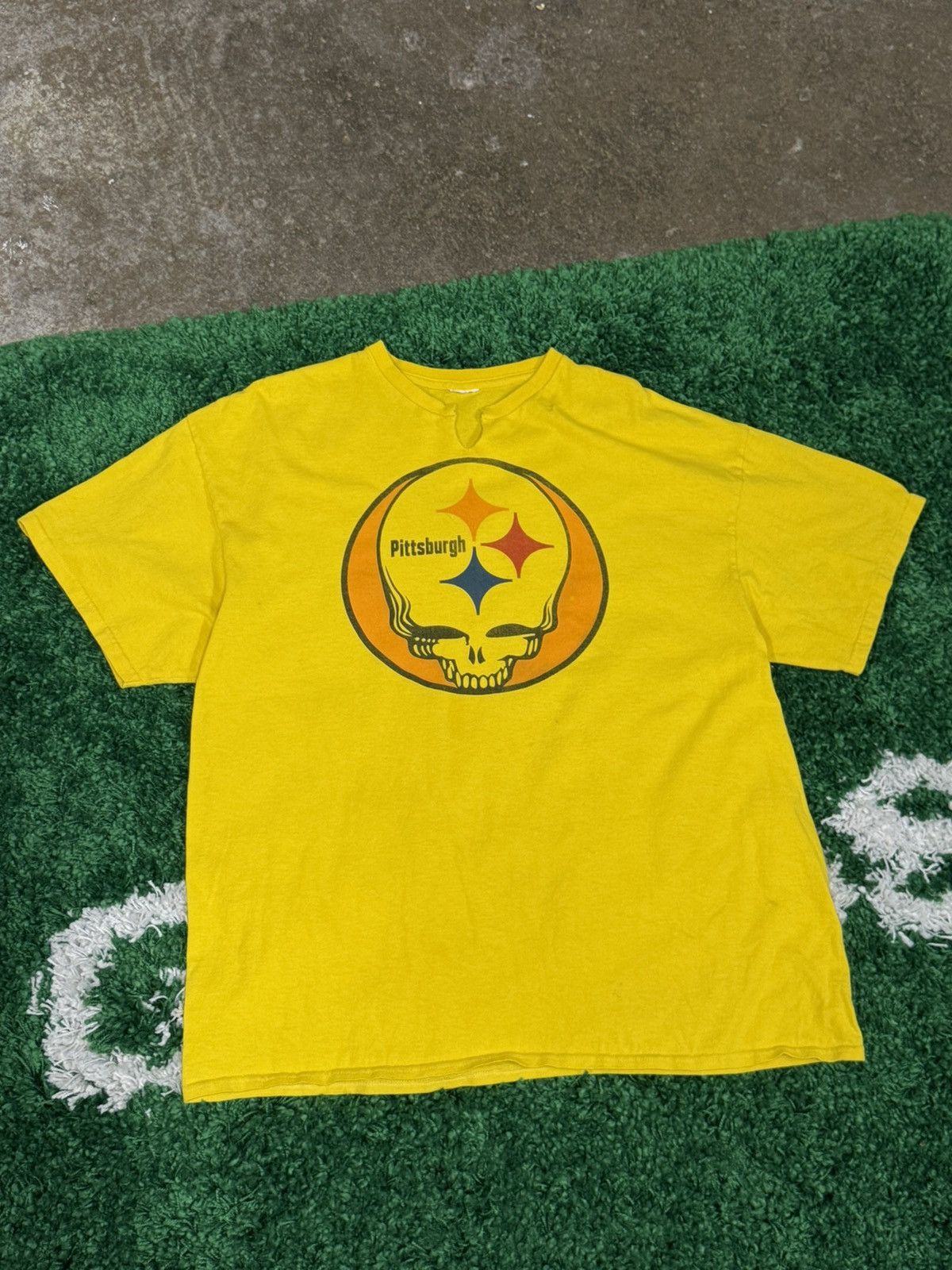 Vintage Vintage Grateful Dead Skull Pittsburgh Steelers Logo Tee XL Size US XL / EU 56 / 4 - 1 Thumbnail