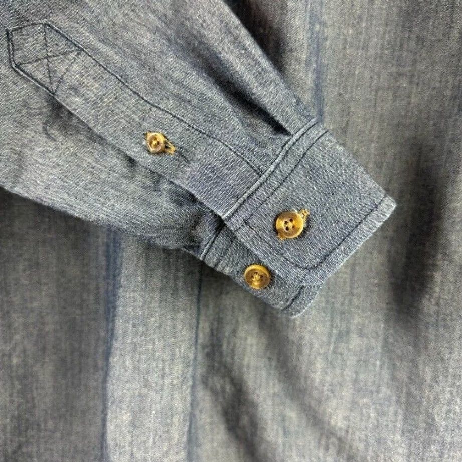 Carhartt VINTAGE Carhartt Shirt Women’s Medium Blue Long Sleeve 1/4 Button Pullover Chambray 100% Cotton Back in Style Mens? No. Size M / US 6-8 / IT 42-44 - 4 Thumbnail