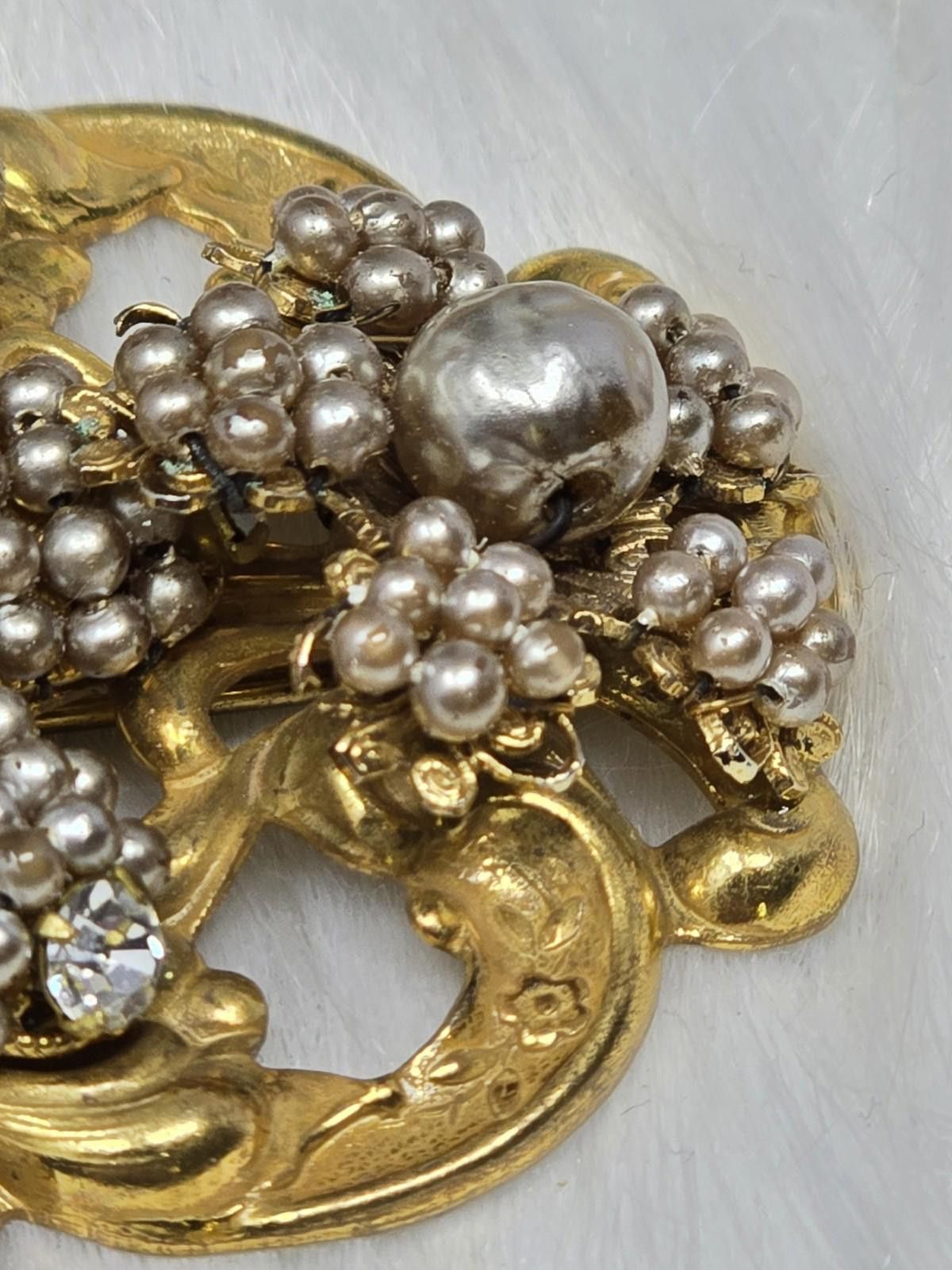 Other Miriam Haskell Pearl Rhinestone Filigree Brooch Size ONE SIZE - 4 Thumbnail