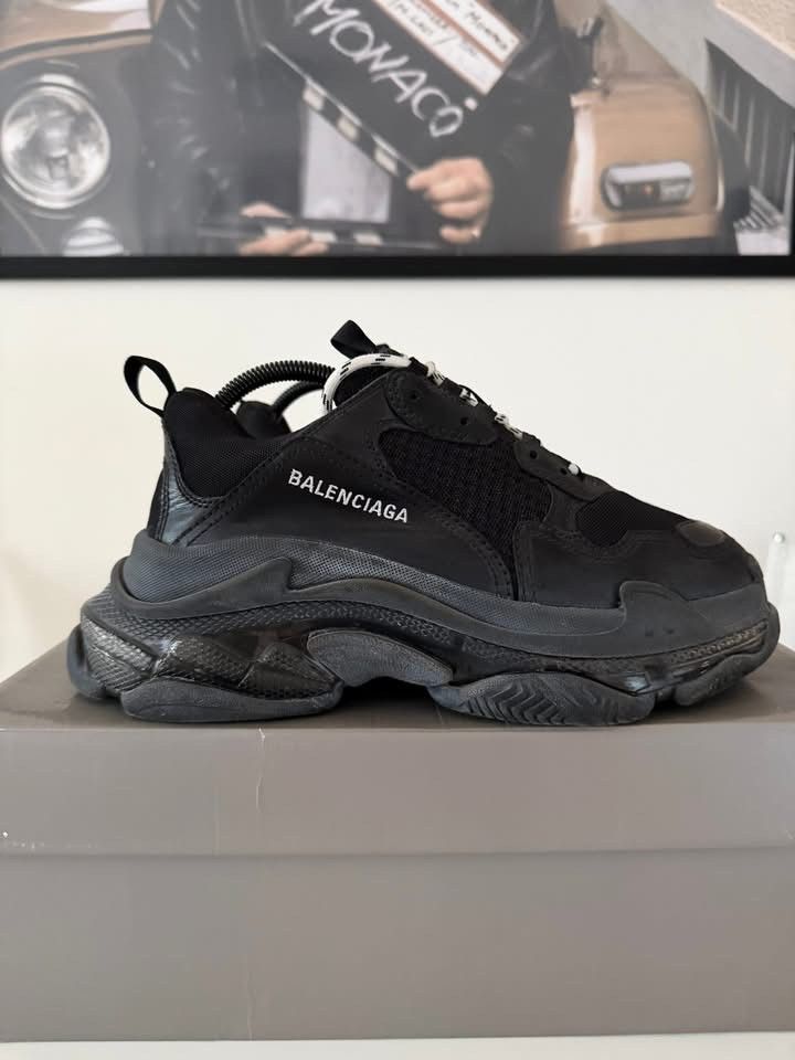 Balenciaga Balenciaga Triple S Clearsole 40 Size US 7.5 / EU 40-41 - 1 Thumbnail