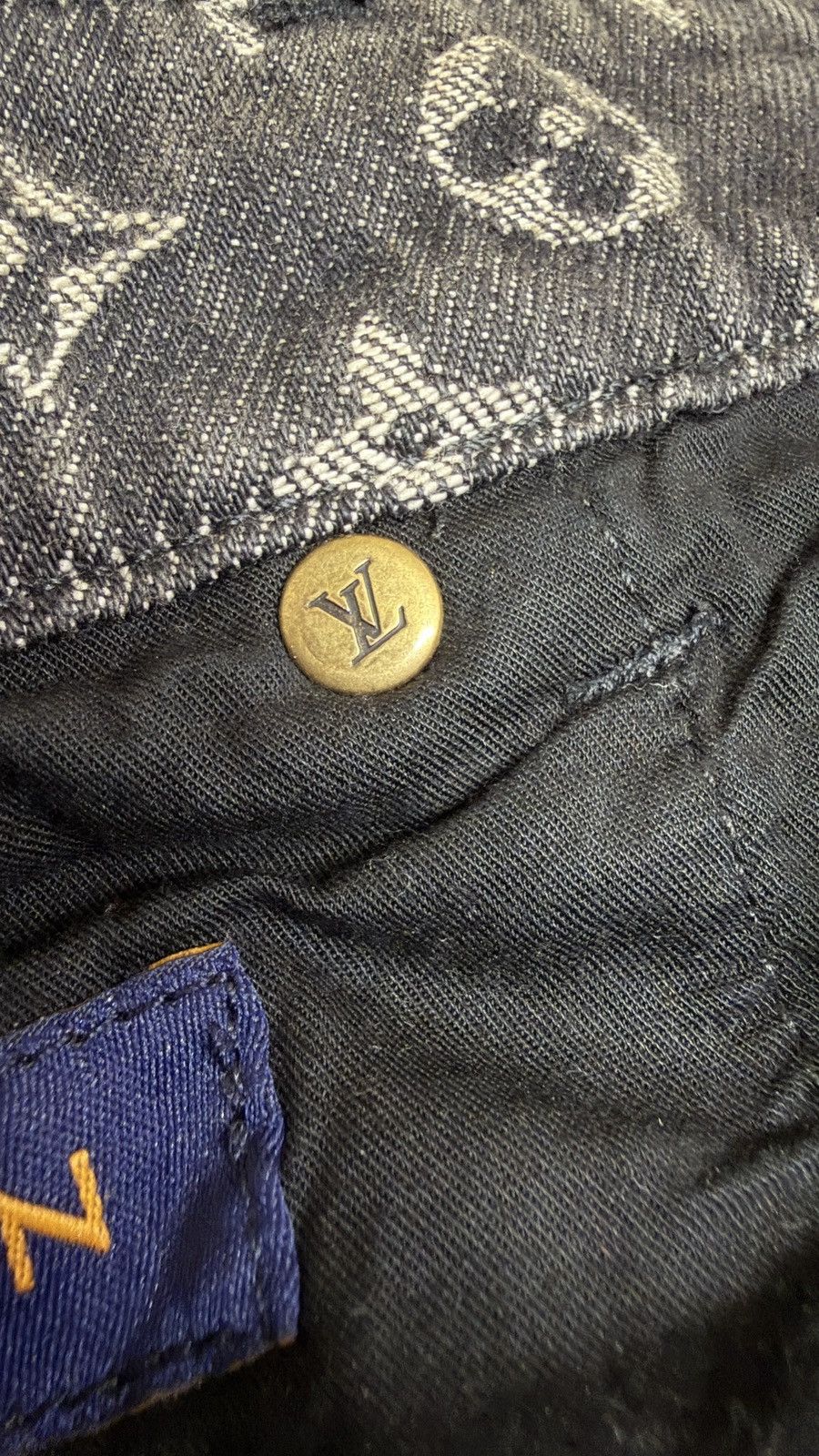 Louis Vuitton Louis Vuitton 34 Distressed Black Monogram Denim Jeans Size US 34 / EU 50 - 10 Thumbnail