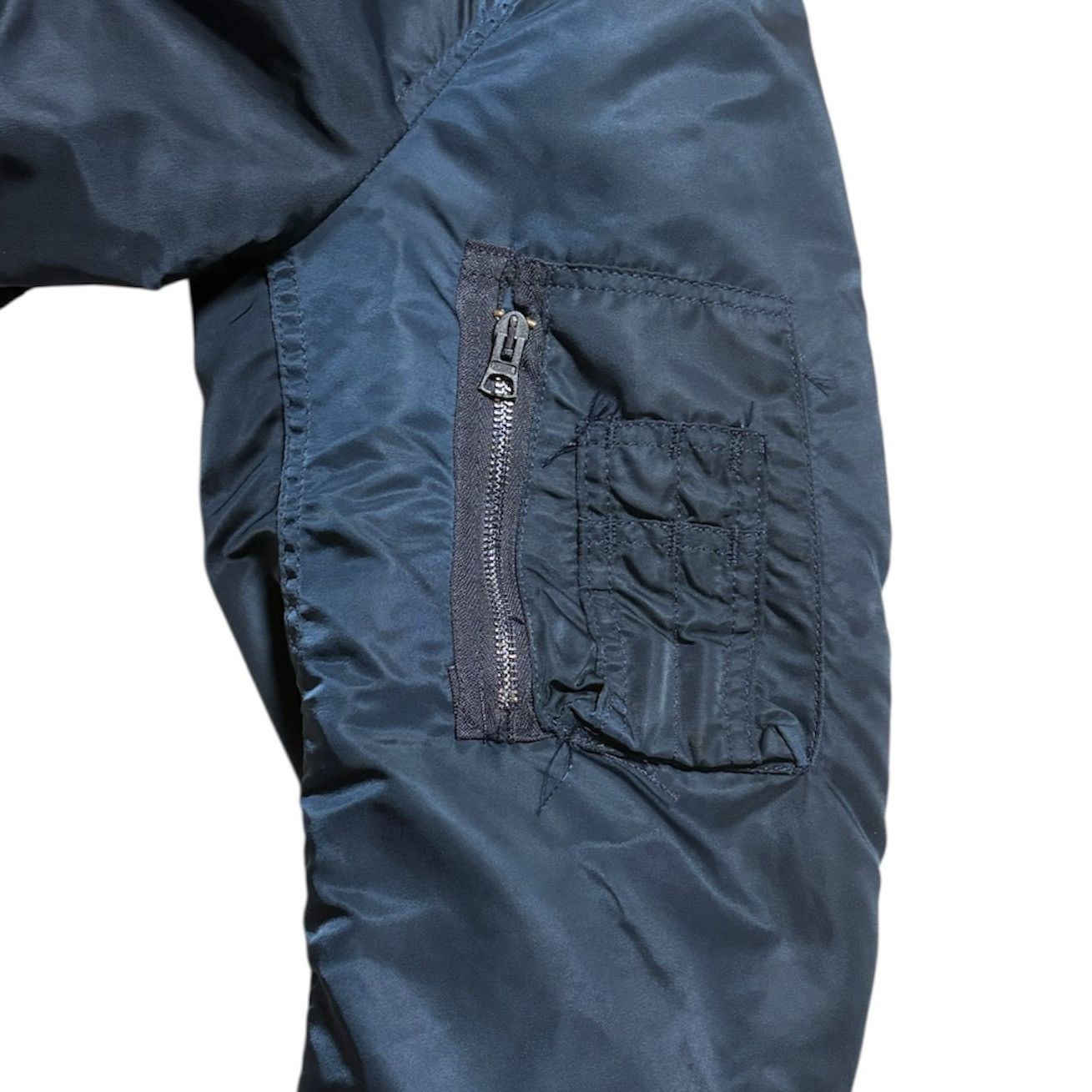 Alpha Industries 1990s USAF REVERSIBLE BOMBER JACKET Size US M / EU 48-50 / 2 - 10 Thumbnail