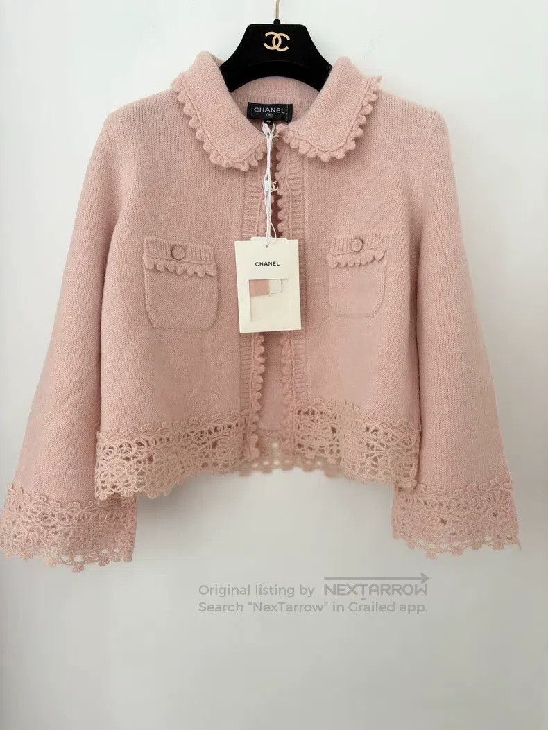 Chanel Chanel Pink lace cardigan coat Size S / US 4 / IT 40 - 1 Thumbnail