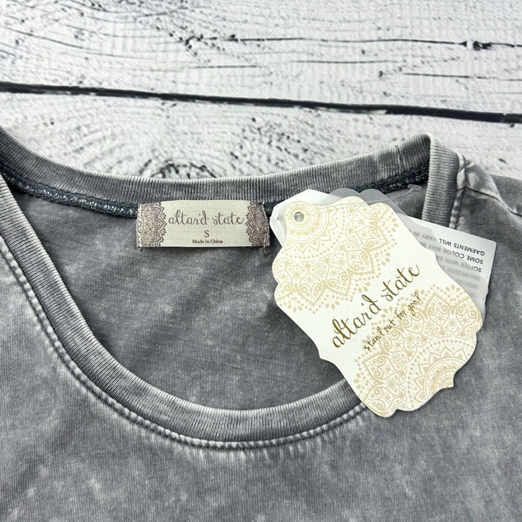Vintage Altar'd State Tailgate Football Sleeveless Metallic Top Women's Small Gray Tank Shirt XSS? Size S / US 4 / IT 40 - 2 Thumbnail