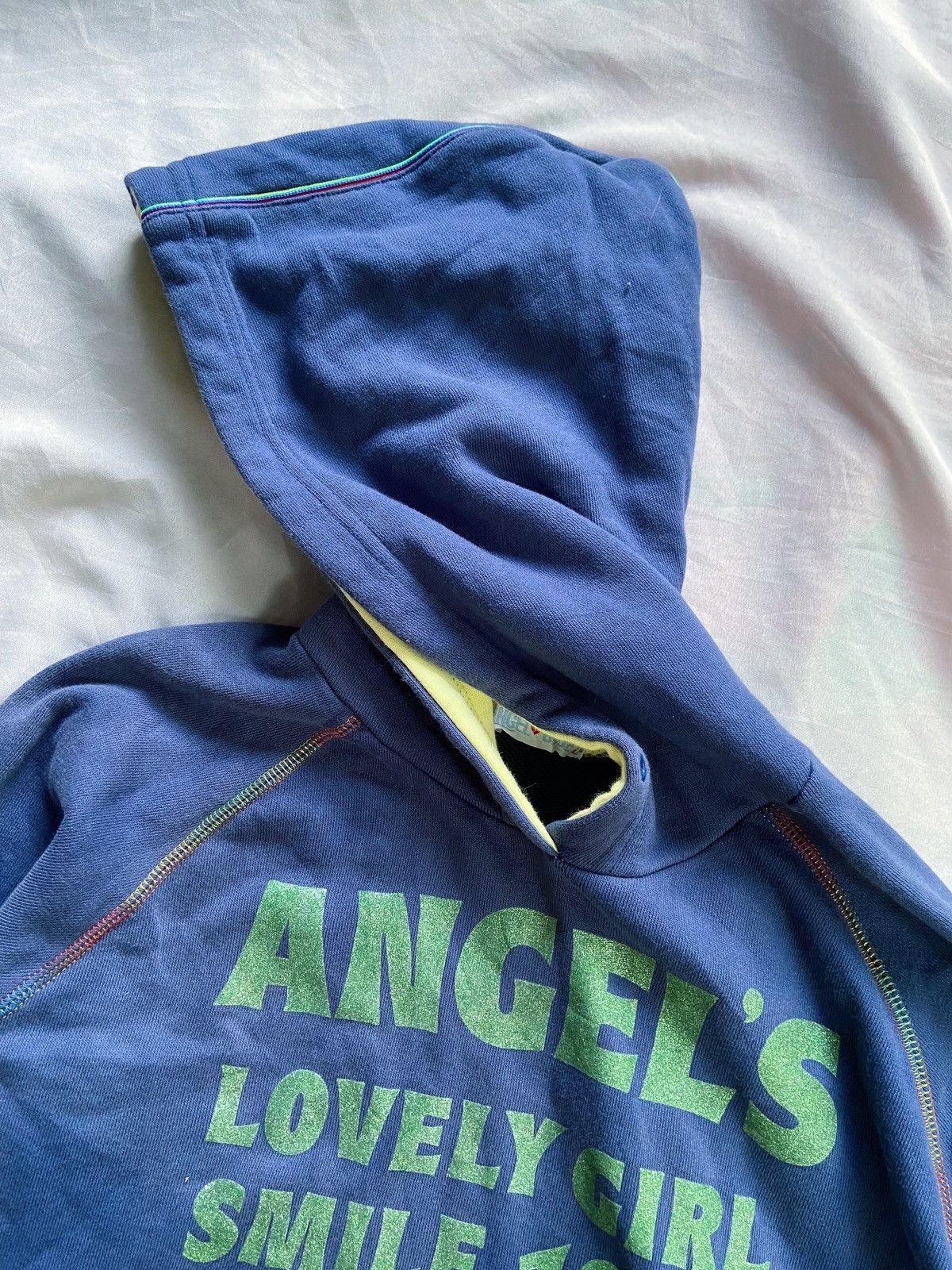 Angel Blue ANGELS LOVELY GIRL SMILE 100% HOODIE Size US S / EU 44-46 / 1 - 8 Thumbnail