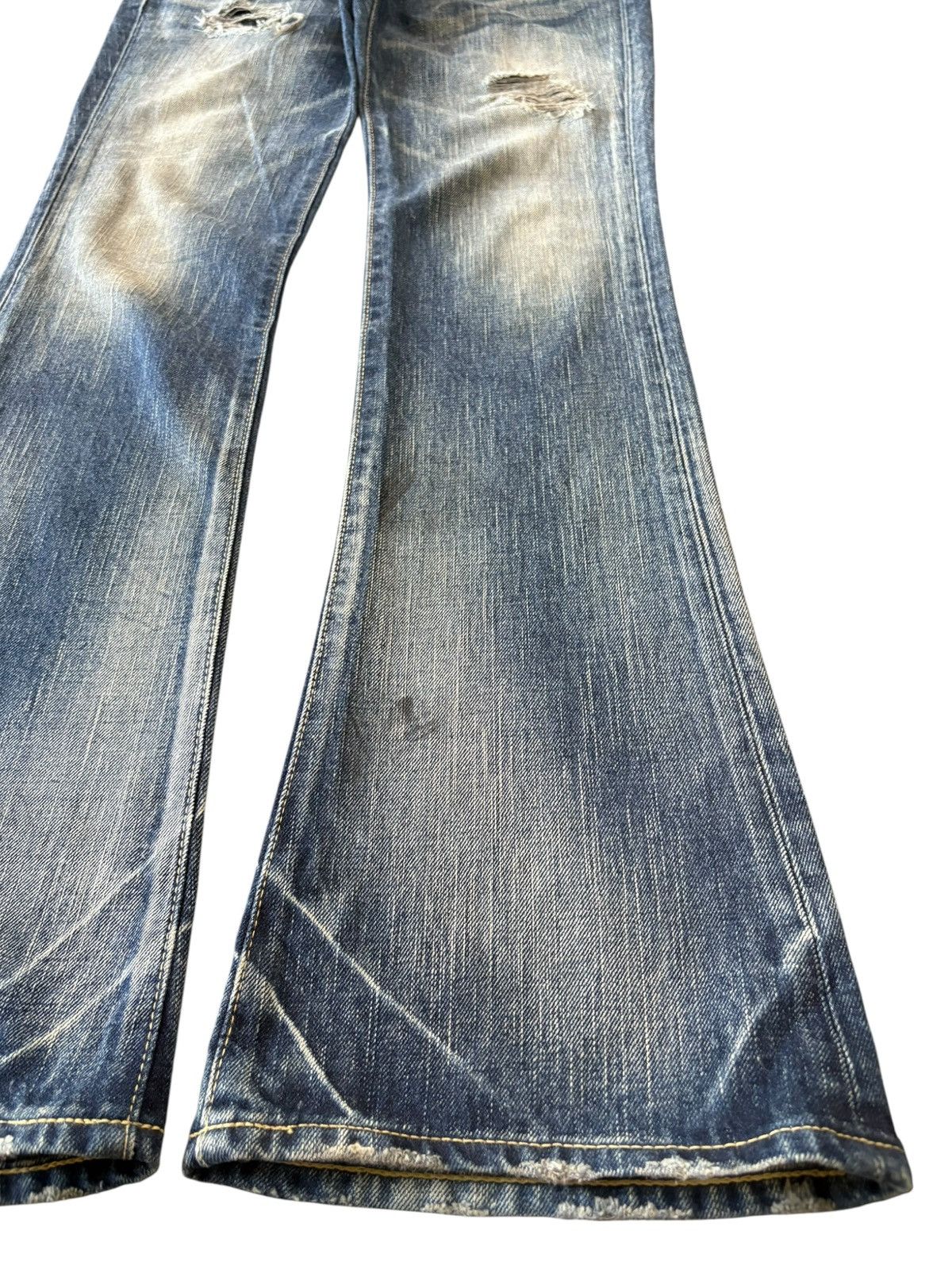 Japanese Brand Vintage Japanese Brand Mud Wash Distressed Flare Jeans Size 31" - 6 Thumbnail