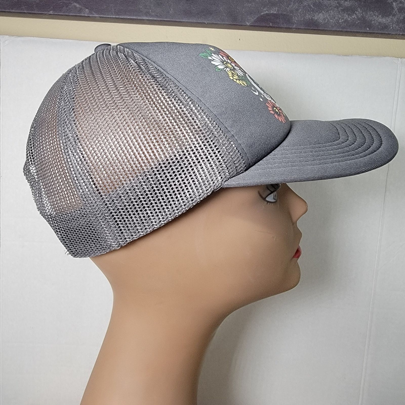 Other O'Neill Snap Back Grey Trucker Hat Floral / Celestial Size ONE SIZE - 3 Thumbnail