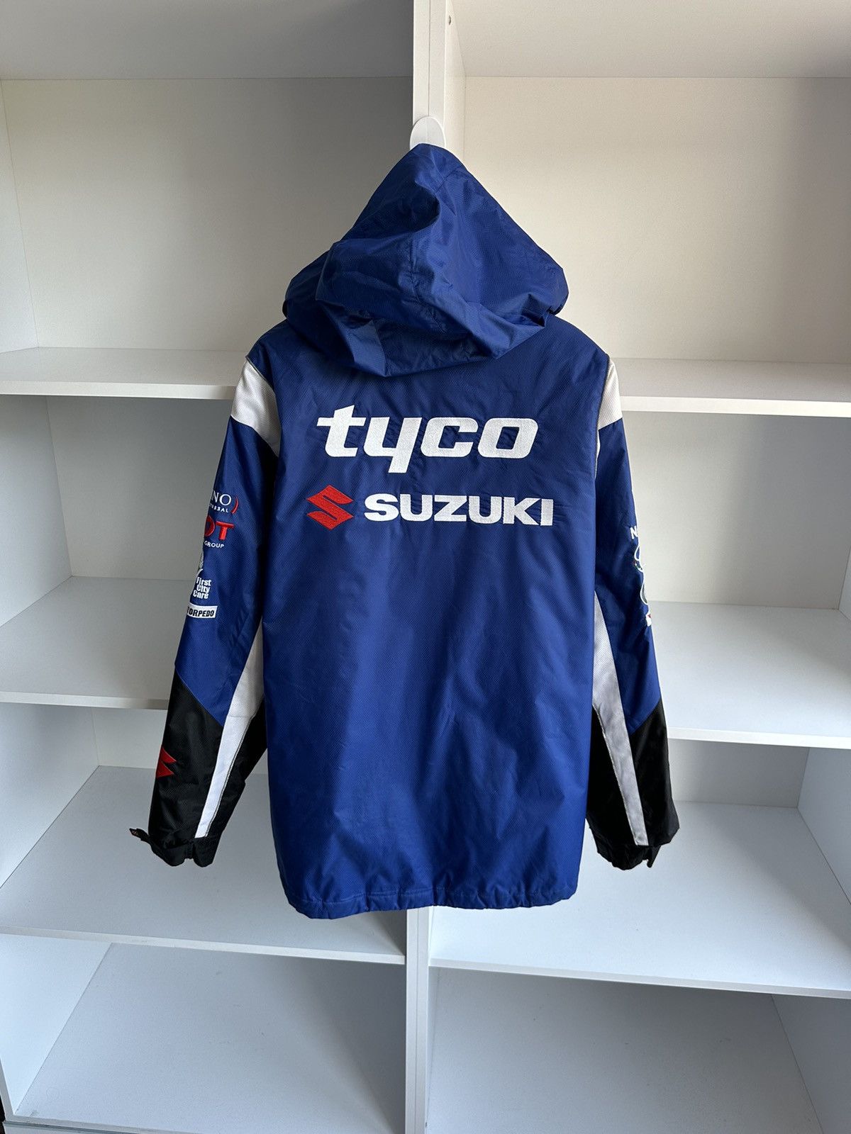 image of VTG Suzuki Tyco Racing Moto Formula Uno Windbreaker Jacket in Blue, Men's (Size XL)