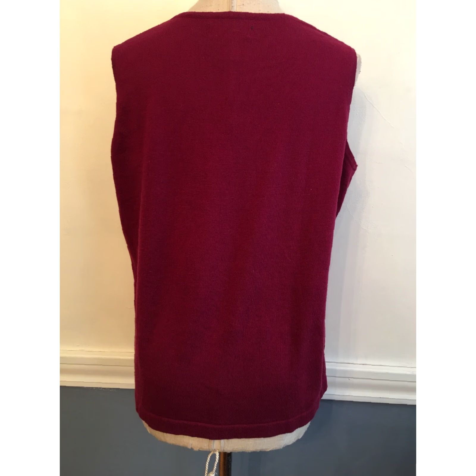 Vintage VINTAGE Randolph Duke Sleeveless Tank Shell Women's 1X Fuschia Embellished Cotton Blend 53% cotton 40% viscose 7% nylon Tank Women 1X Pink Sh Size XL / US 12-14 / IT 48-50 - 4 Thumbnail