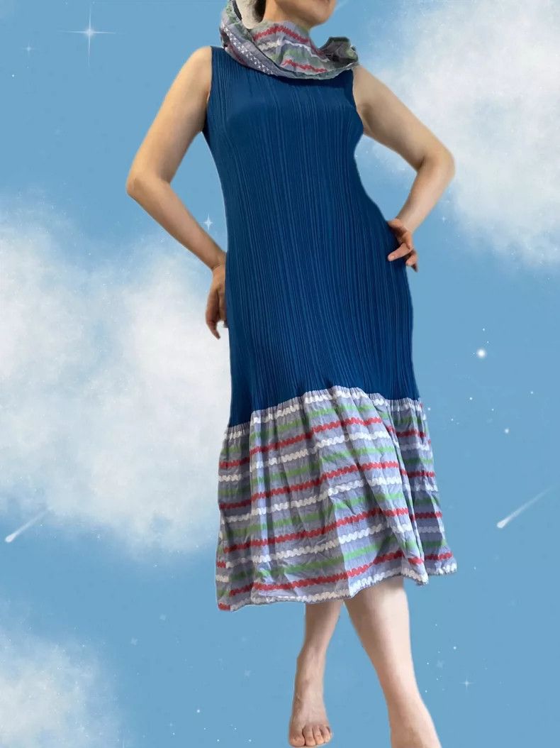Issey Miyake Issey Miyake size:3 Blue rainbow striped dress Size S / US 4 / IT 40 - 4 Thumbnail