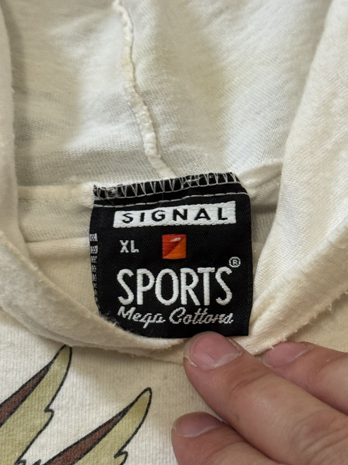 Signal Sport Vtg 90s Looney Tunes Football Basketball Long Sleeve T Shirt Size US XL / EU 56 / 4 - 4 Thumbnail