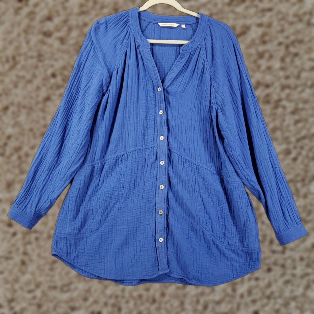 Soft Surroundings Womens Blouse Shirt Size Large Blue Textured Button Up Boho Tunic 100% Cotton Soft Surroundings White/Blue? Size L / US 10 / IT 46 - 1 Thumbnail